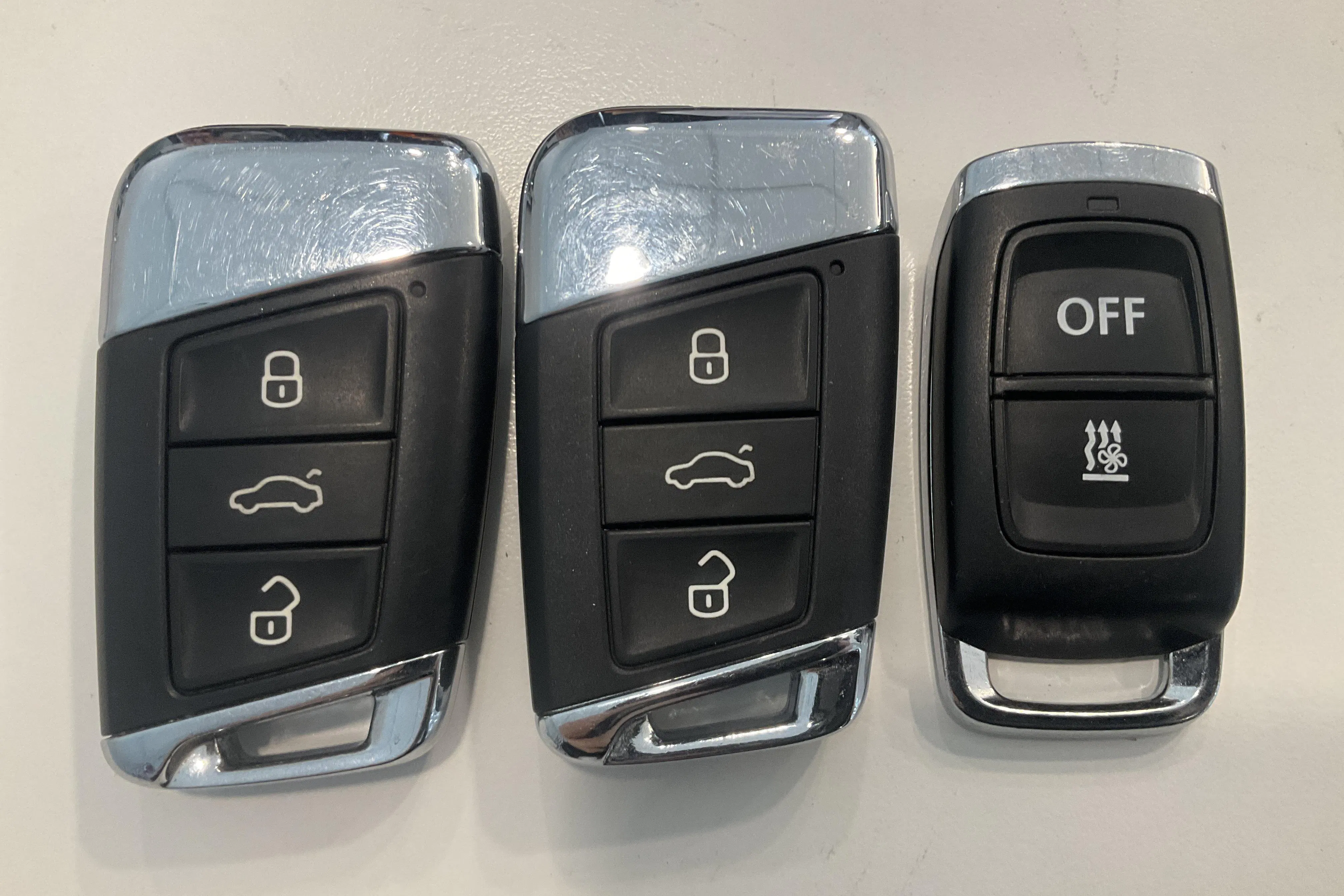 Presentationsfoto 19 av 19: VW Passat 2.0 TDI Sportscombi 4Motion (200hk) - 21 056 mil - Automat - vit - 2021
