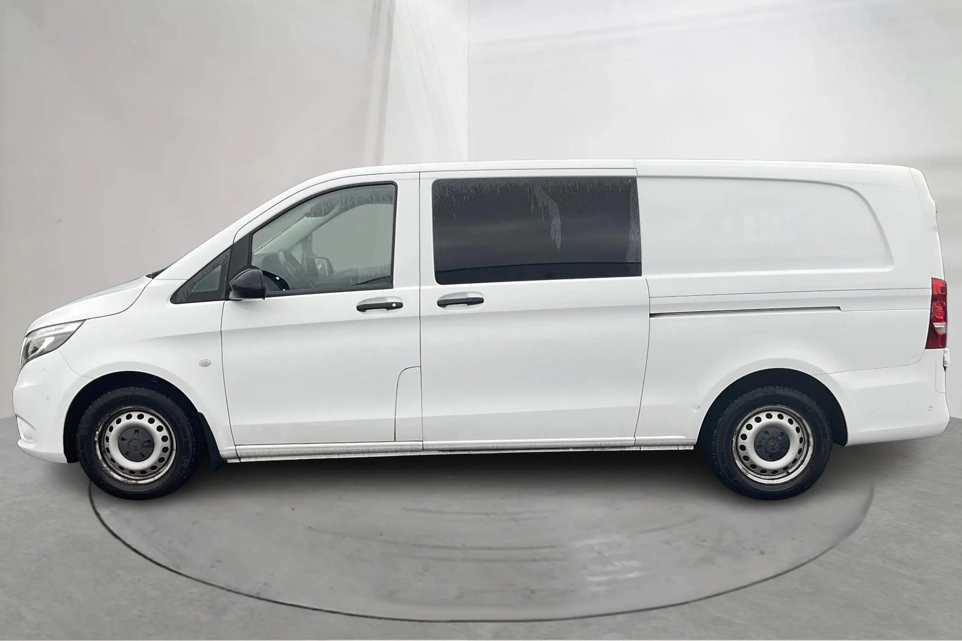 Presentation photo 2 of 16: Mercedes Vito 116 CDI W640 (163hk) - 101 120 km - Automatic - white - 2022
