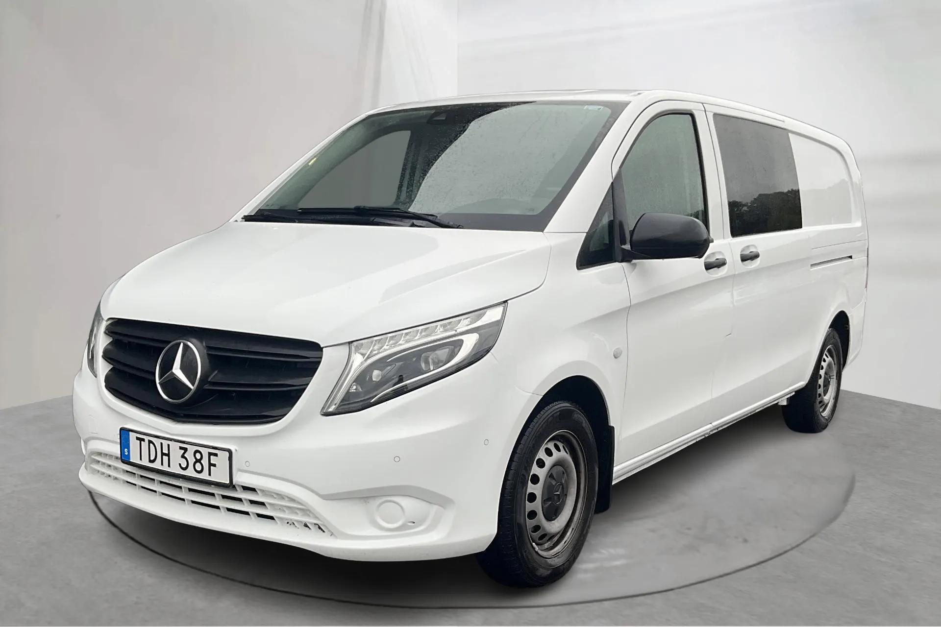 Presentation photo 1 of 17: Mercedes Vito 116 CDI W640 (163hk) - 123 710 km - Automatic - white - 2022