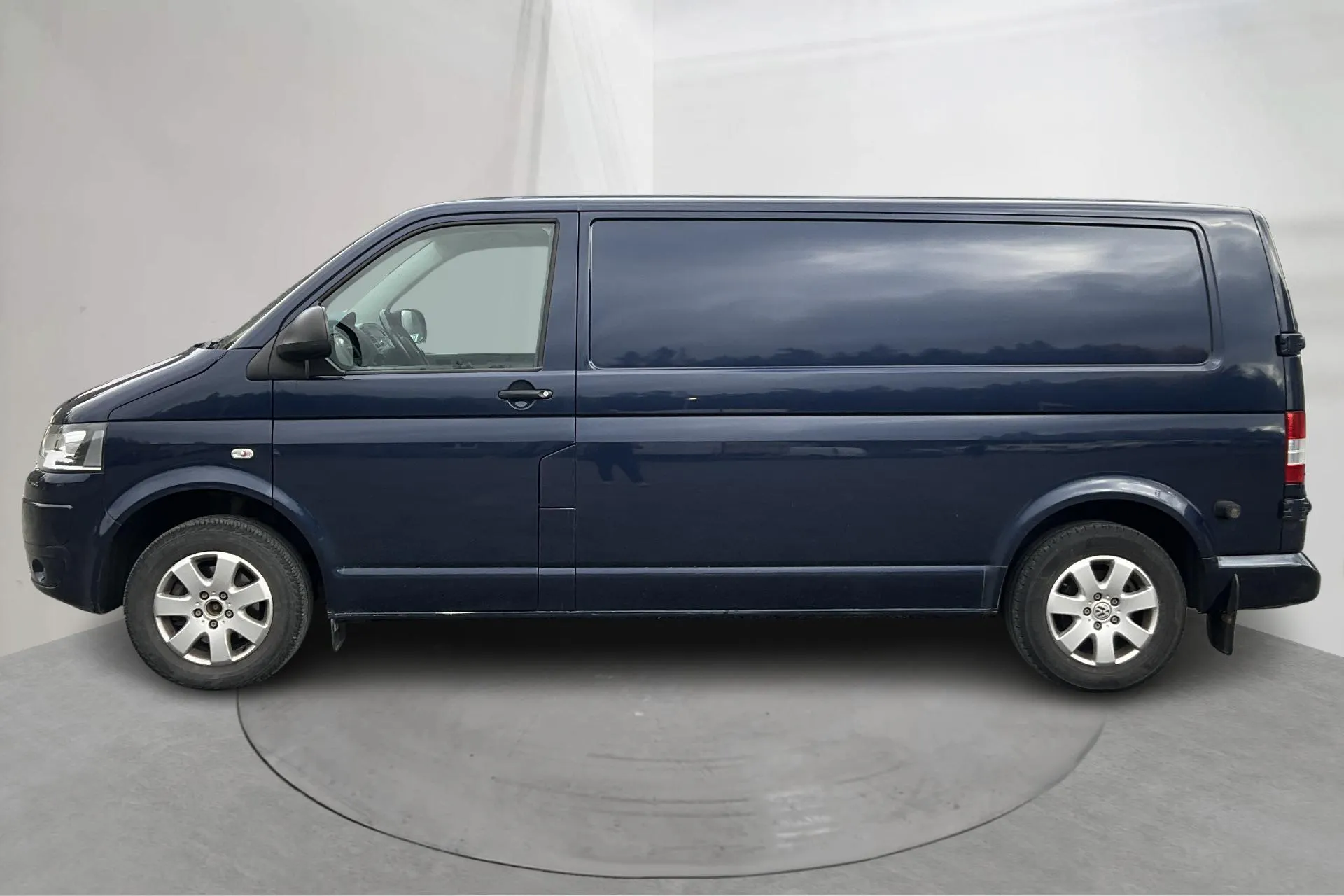 Presentation photo 2 of 15: VW Transporter T5 2.0 TDI 4MOTION (140hk) - 217 890 km - Manual - dark blue - 2014