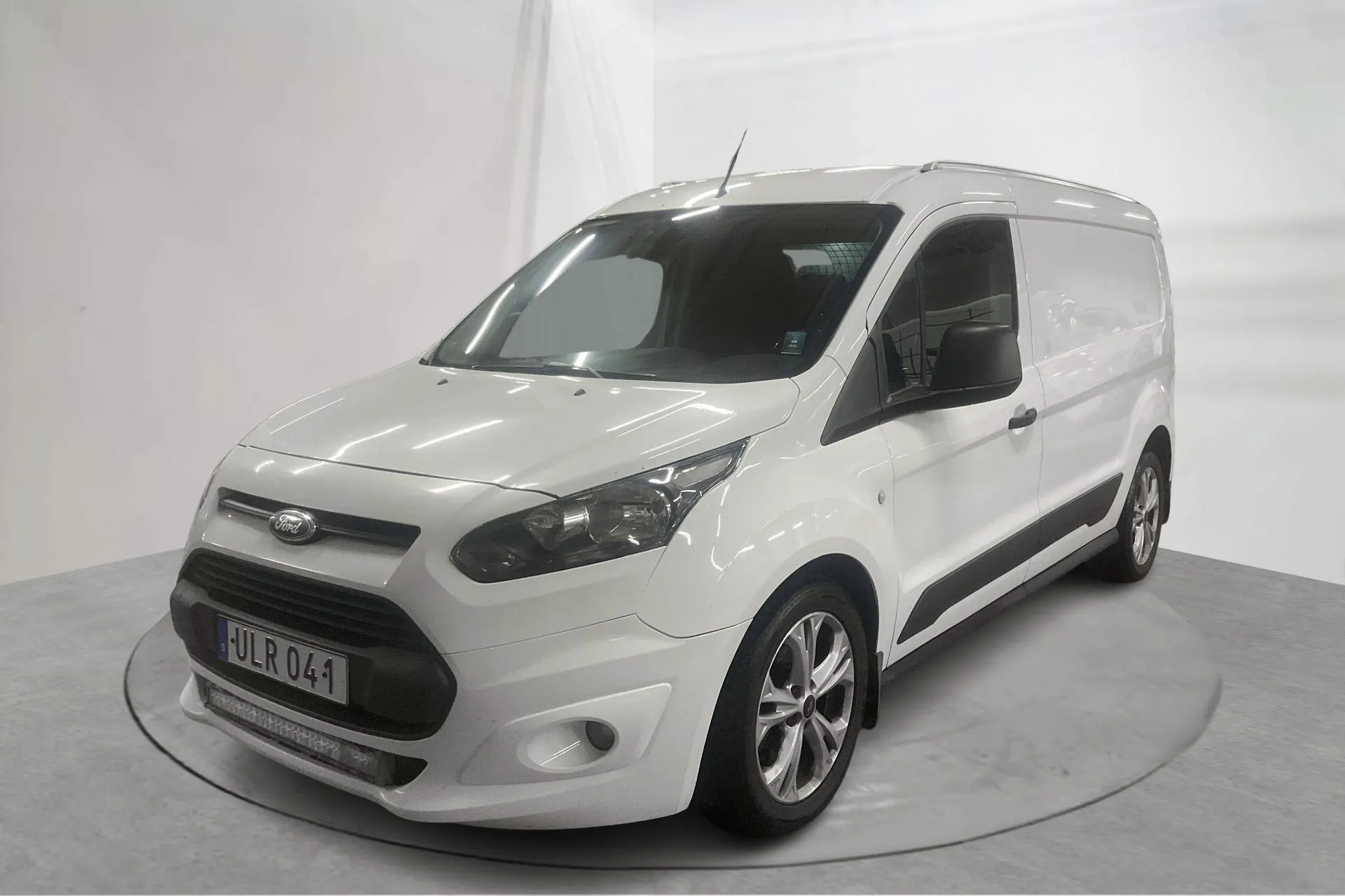 Presentationsfoto 1 av 13: Ford Transit Connect 1.6 TDCi (95hk) - 26 932 mil - Manuell - vit - 2015