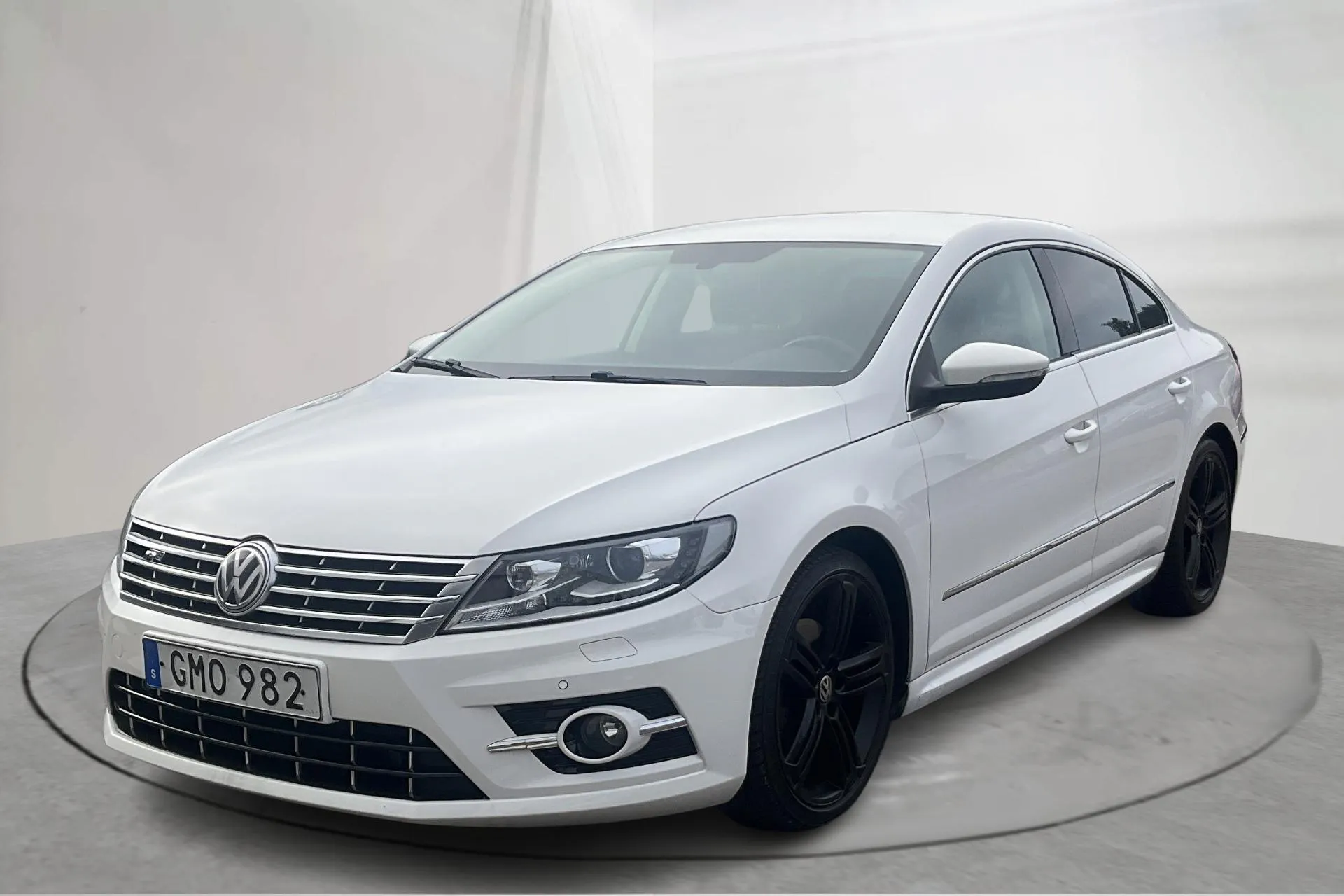 Presentationsfoto 1 av 13: VW CC 2.0 TDI BlueMotion Technology 4Motion (177hk) - 11 913 mil - Automat - vit - 2015