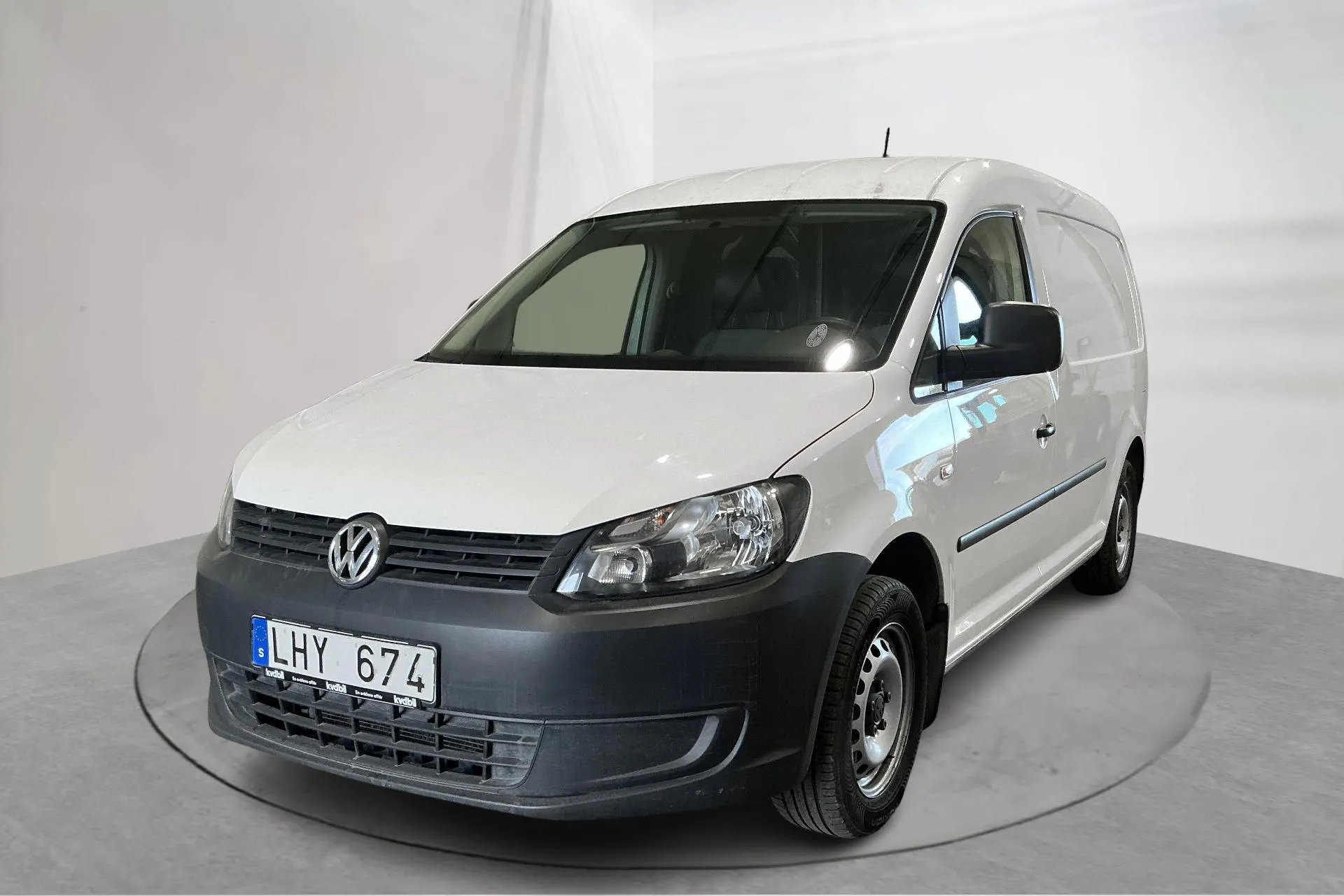 Presentation photo 1 of 18: VW Caddy 1.6 TDI Maxi Skåp (102hk) - 133 920 km - Manual - white - 2012