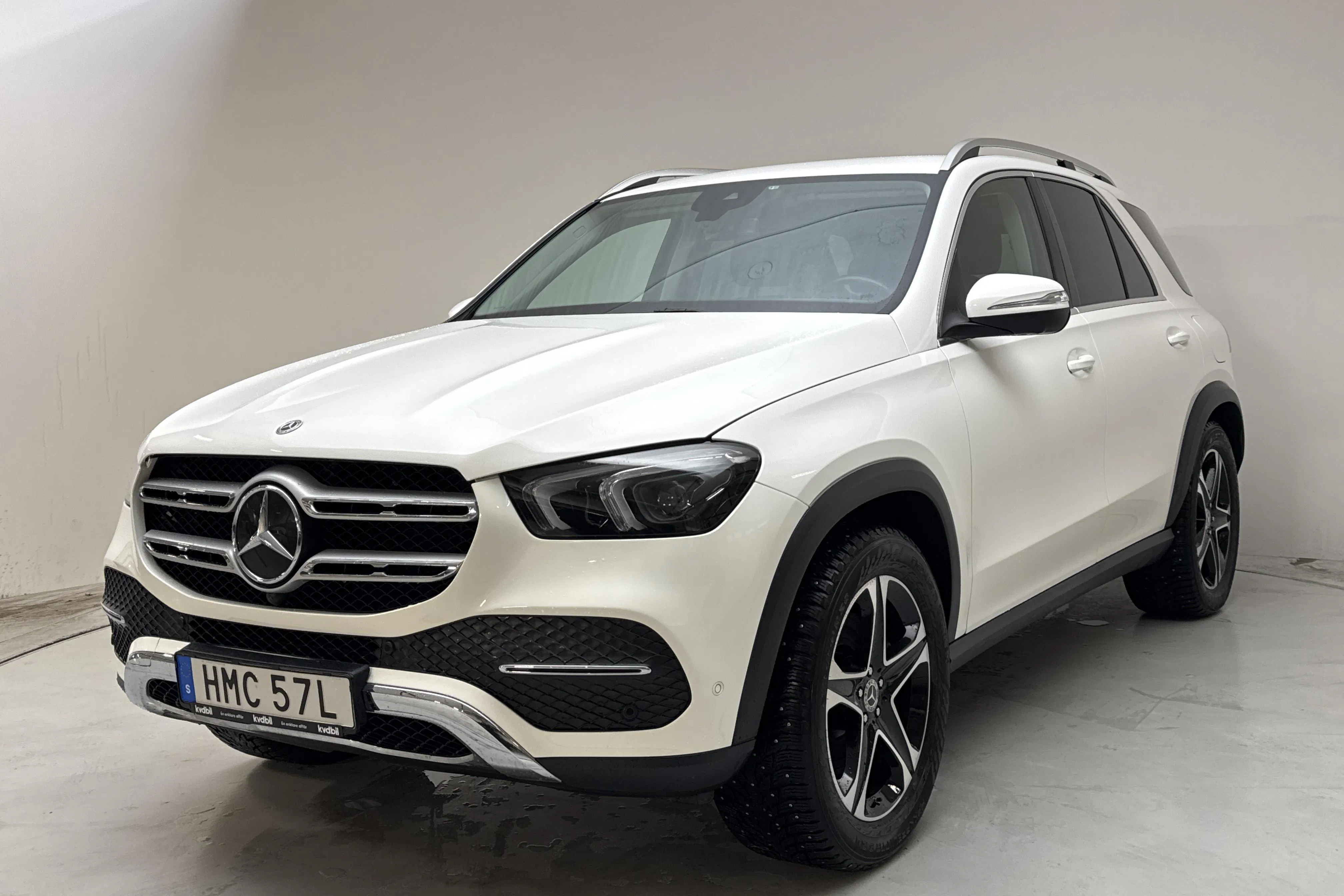 Presentationsfoto 1 av 17: Mercedes GLE 350 de 4MATIC V167 (306hk) - 8 066 mil - Automat - vit - 2022