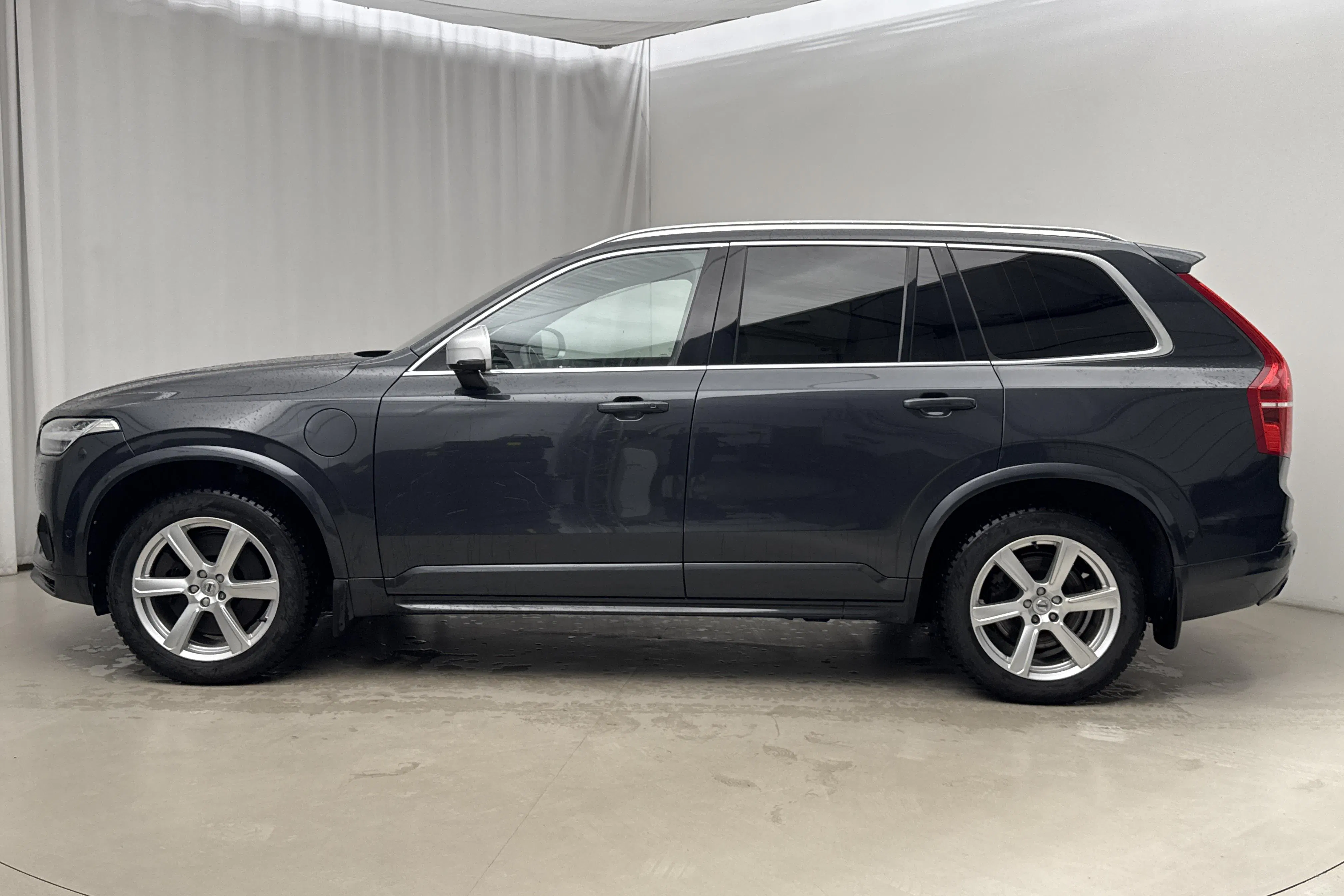 Presentation photo 2 of 25: Volvo XC90 T8 AWD Twin Engine (421hk) - 143 430 km - Automatic - dark grey - 2016