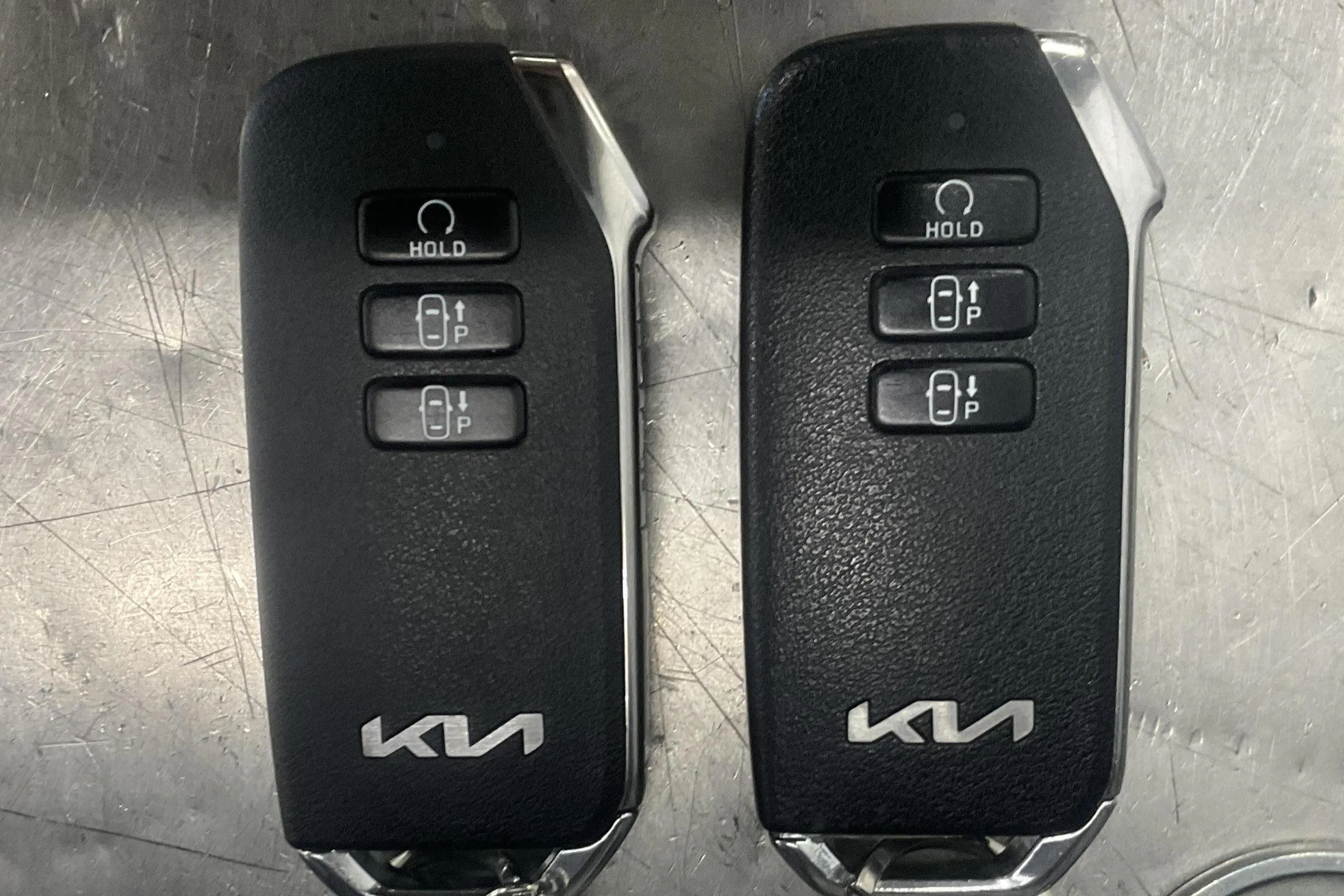 Presentationsfoto 23 av 23: KIA Sportage PHEV AWD (265hk) - 7 138 mil - Automat - grå - 2024