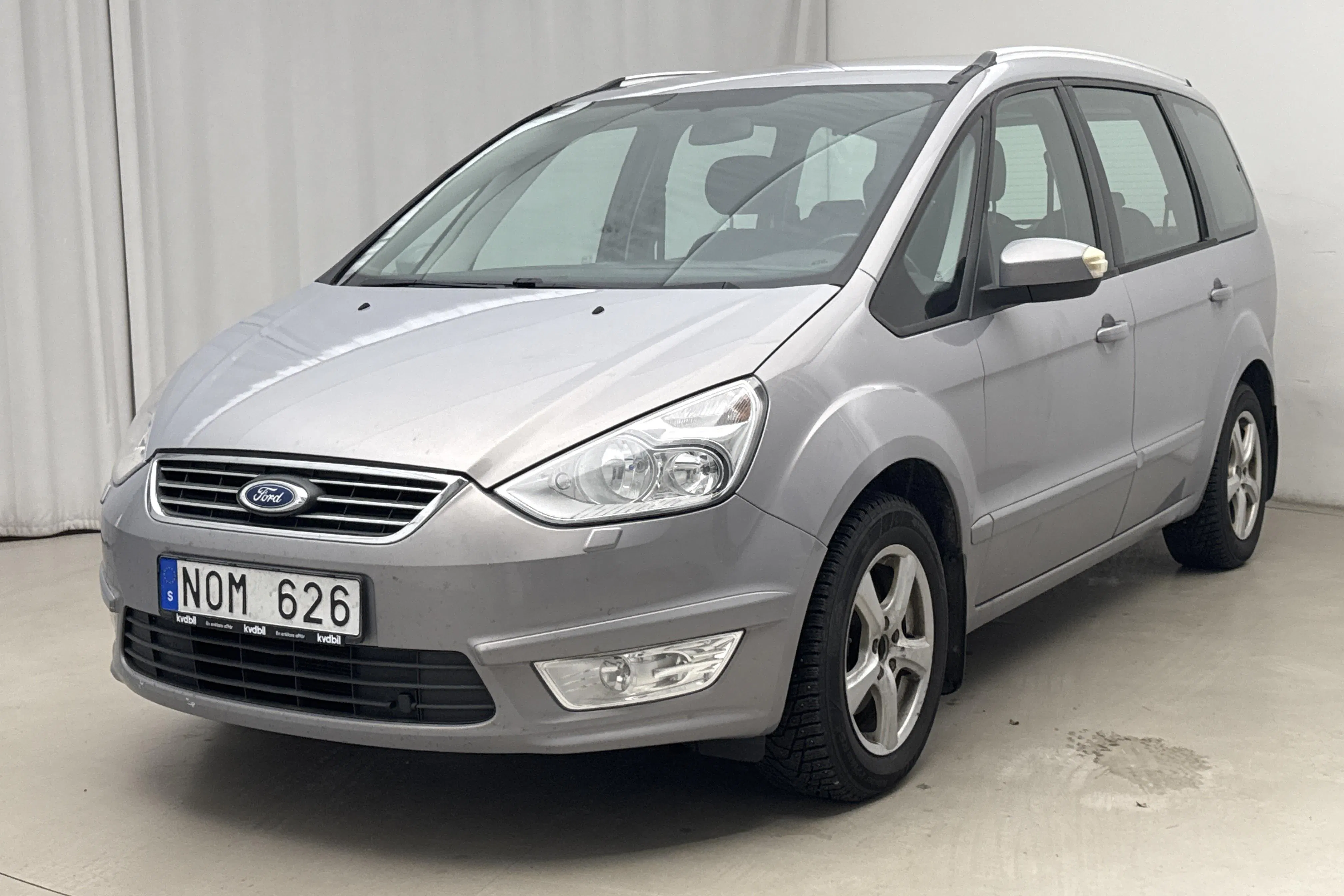 Presentation photo 1 of 18: Ford Galaxy 2.0 Flexifuel (145hk) - 198 020 km - Manual - gray - 2011