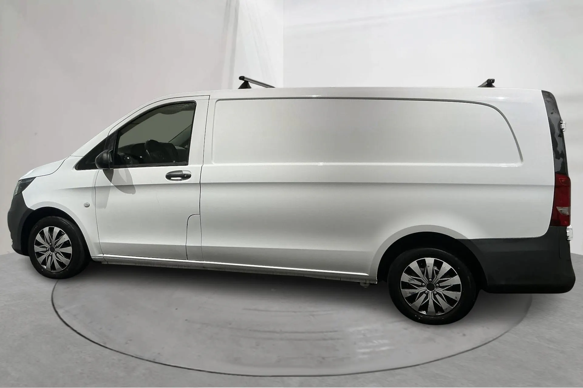 Presentationsfoto 2 av 15: Mercedes Vito 110 CDI W640 (102hk) - 10 026 mil - Manuell - vit - 2022
