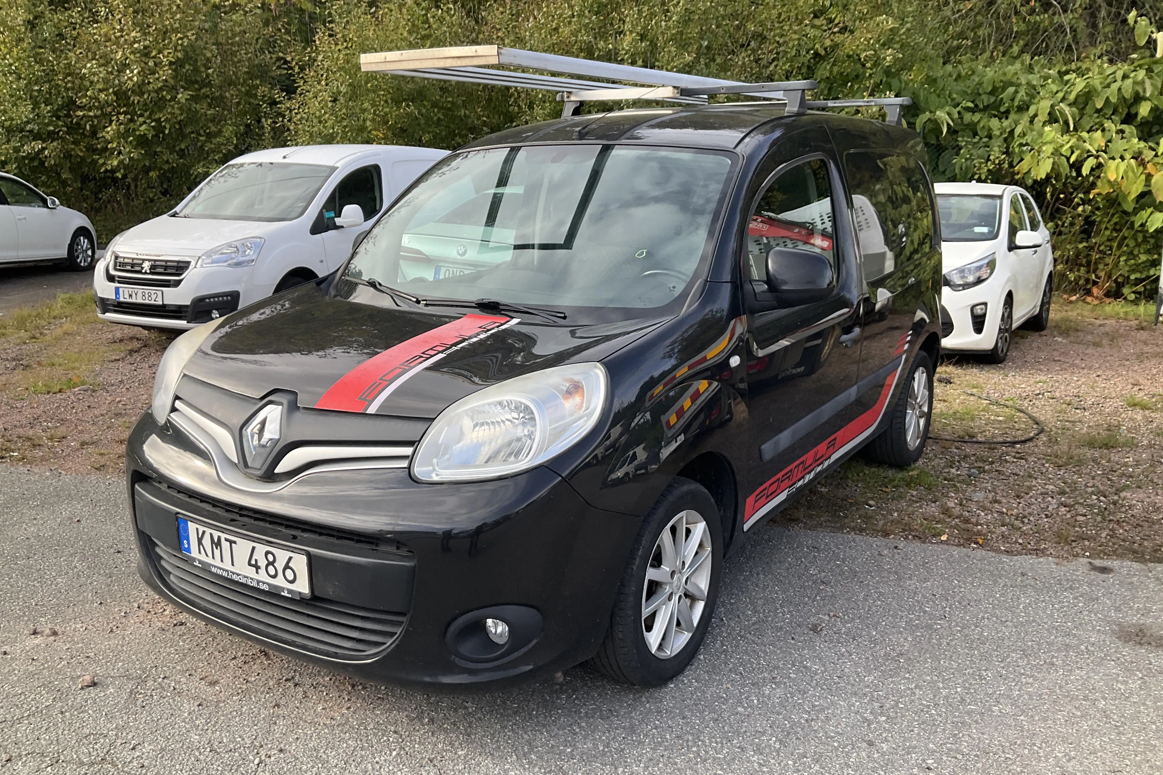 Presentationsfoto 1 av 12: Renault Kangoo 1.5 dCi Skåp (110hk) - 10 011 mil - Manuell - svart - 2016