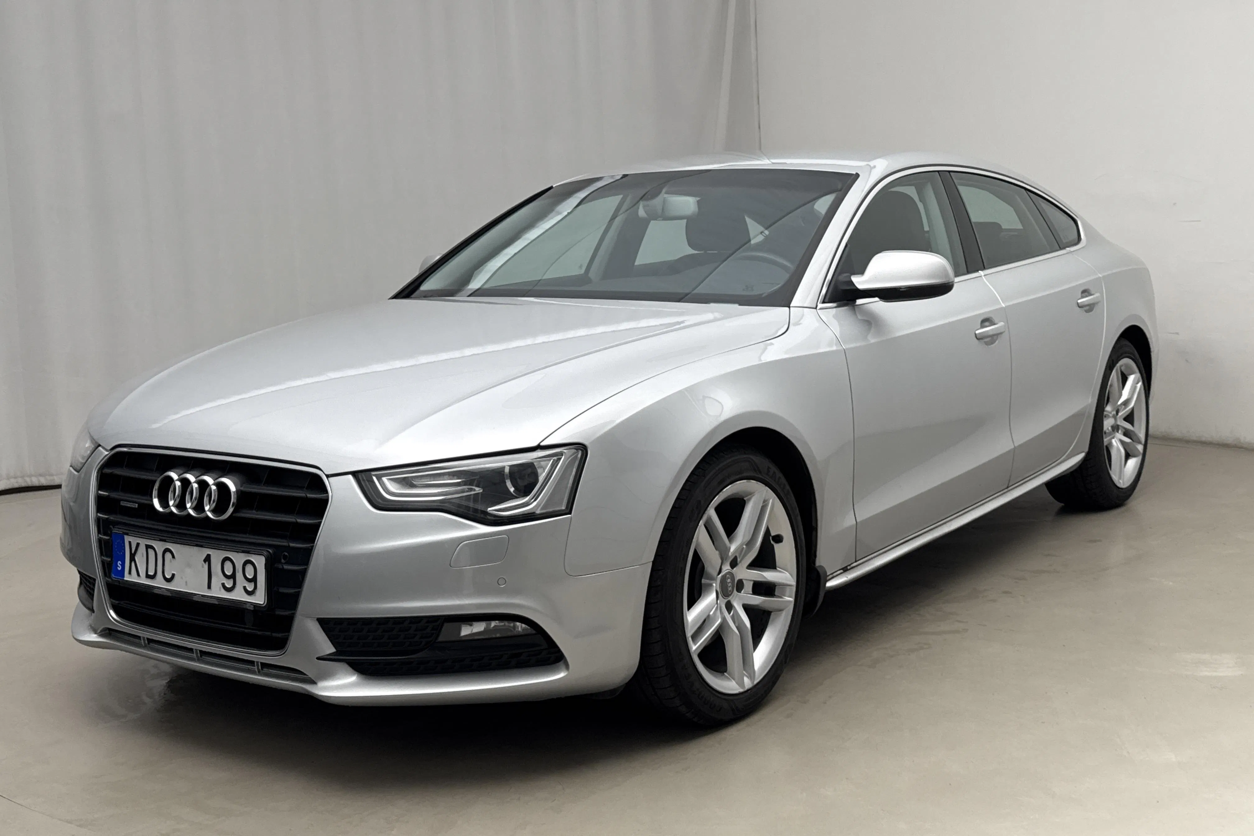 Presentation photo 1 of 15: Audi A5 2.0 TFSI Sportback quattro (211hk) - 139 760 km - Automatic - silver - 2013