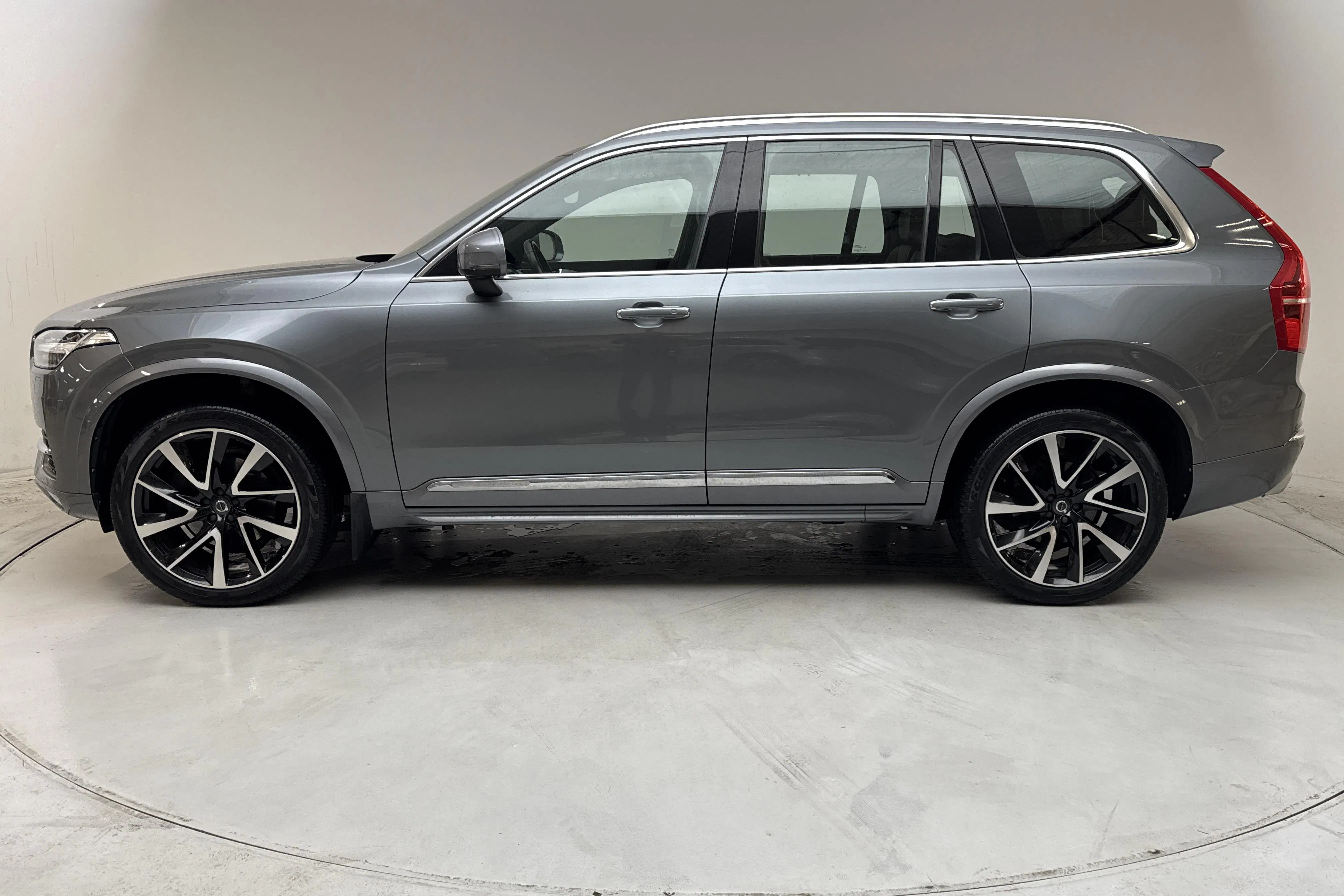 Presentation photo 2 of 16: Volvo XC90 D4 AWD (190hk) - 99 910 km - Automatic - gray - 2018