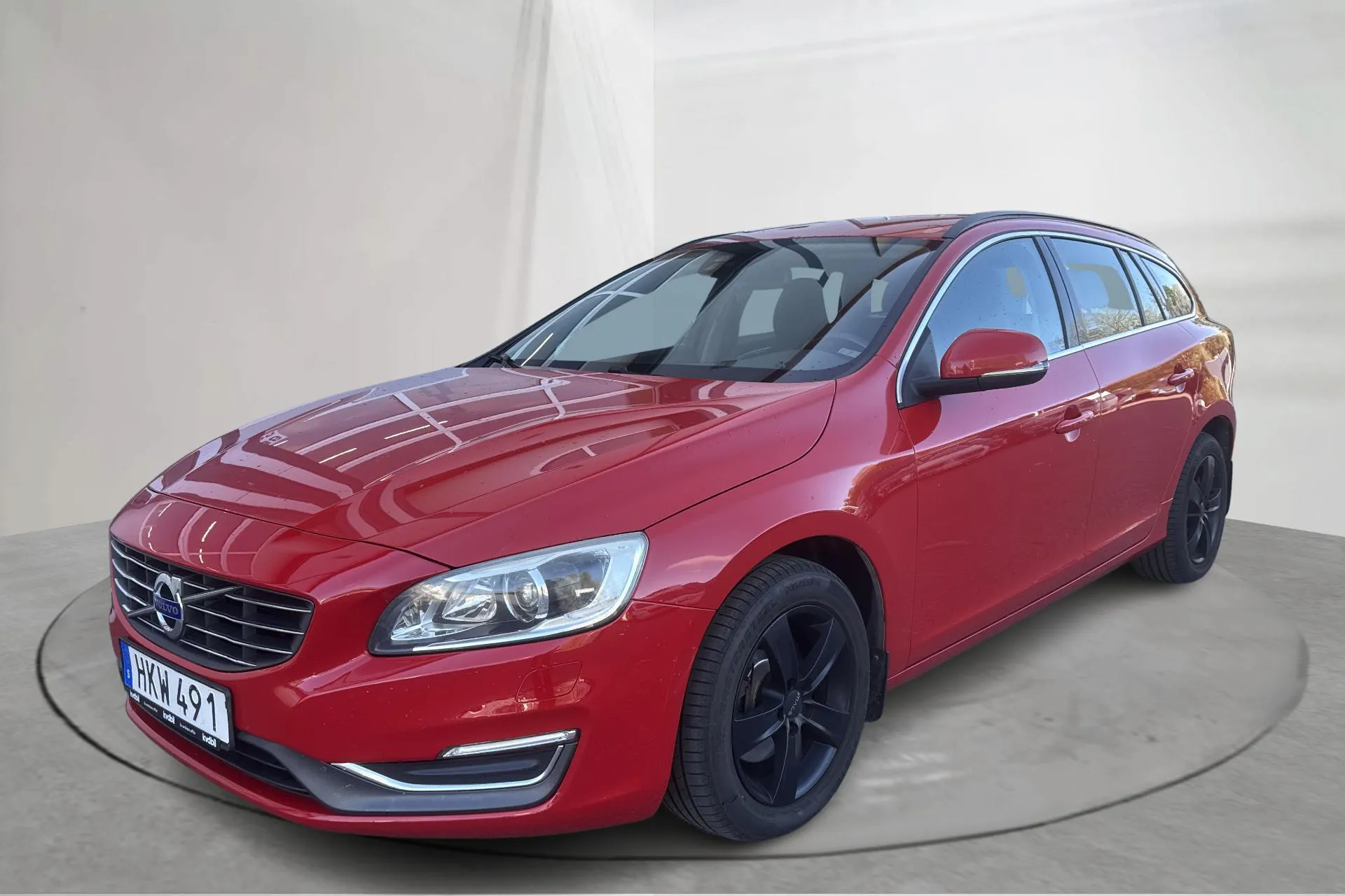 Presentation photo 1 of 15: Volvo V60 D4 (181hk) - 165 390 km - Automatic - red - 2014