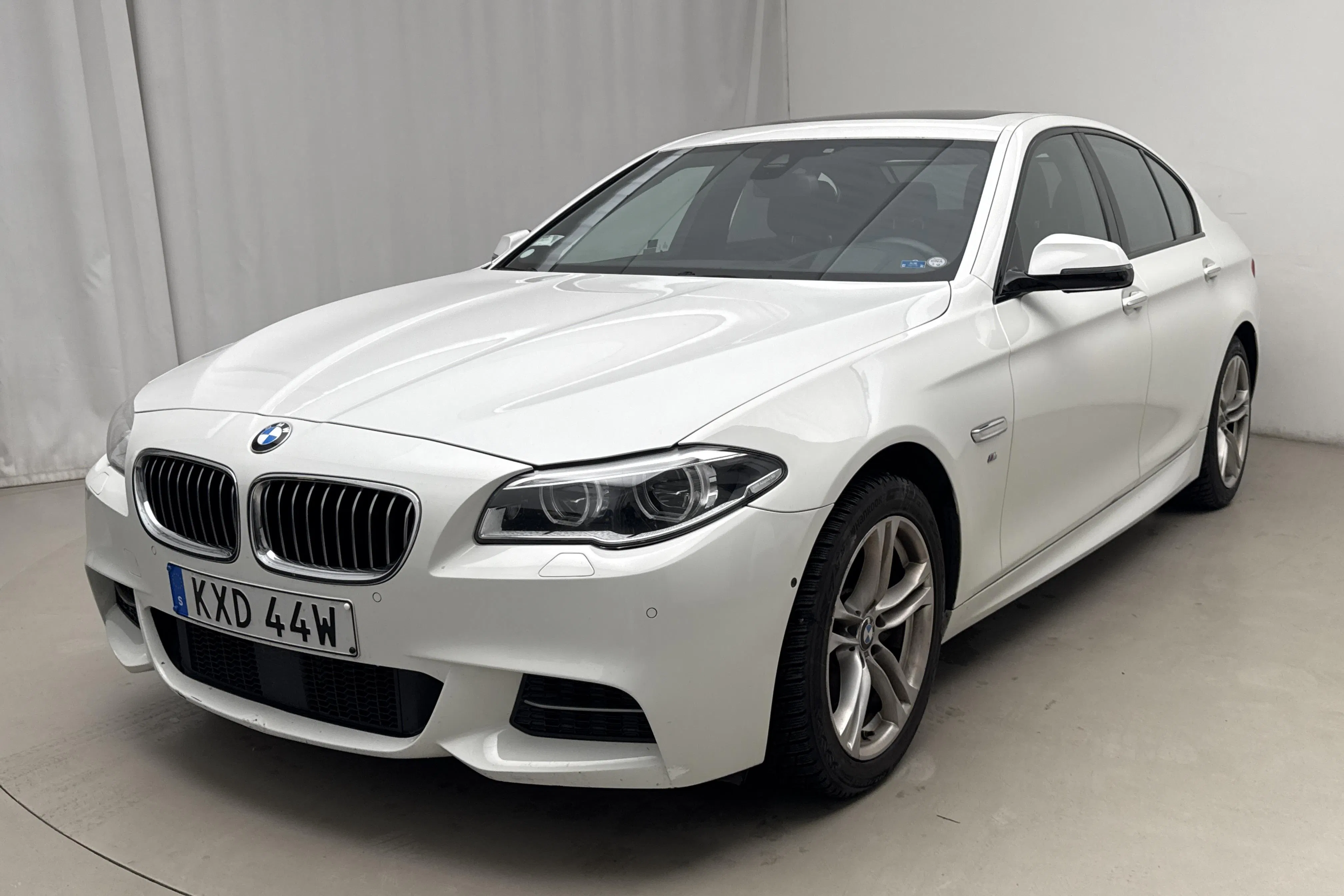 Presentation photo 1 of 19: BMW 530d xDrive Sedan, F10 (258hk) - 132 830 km - Automatic - white - 2016