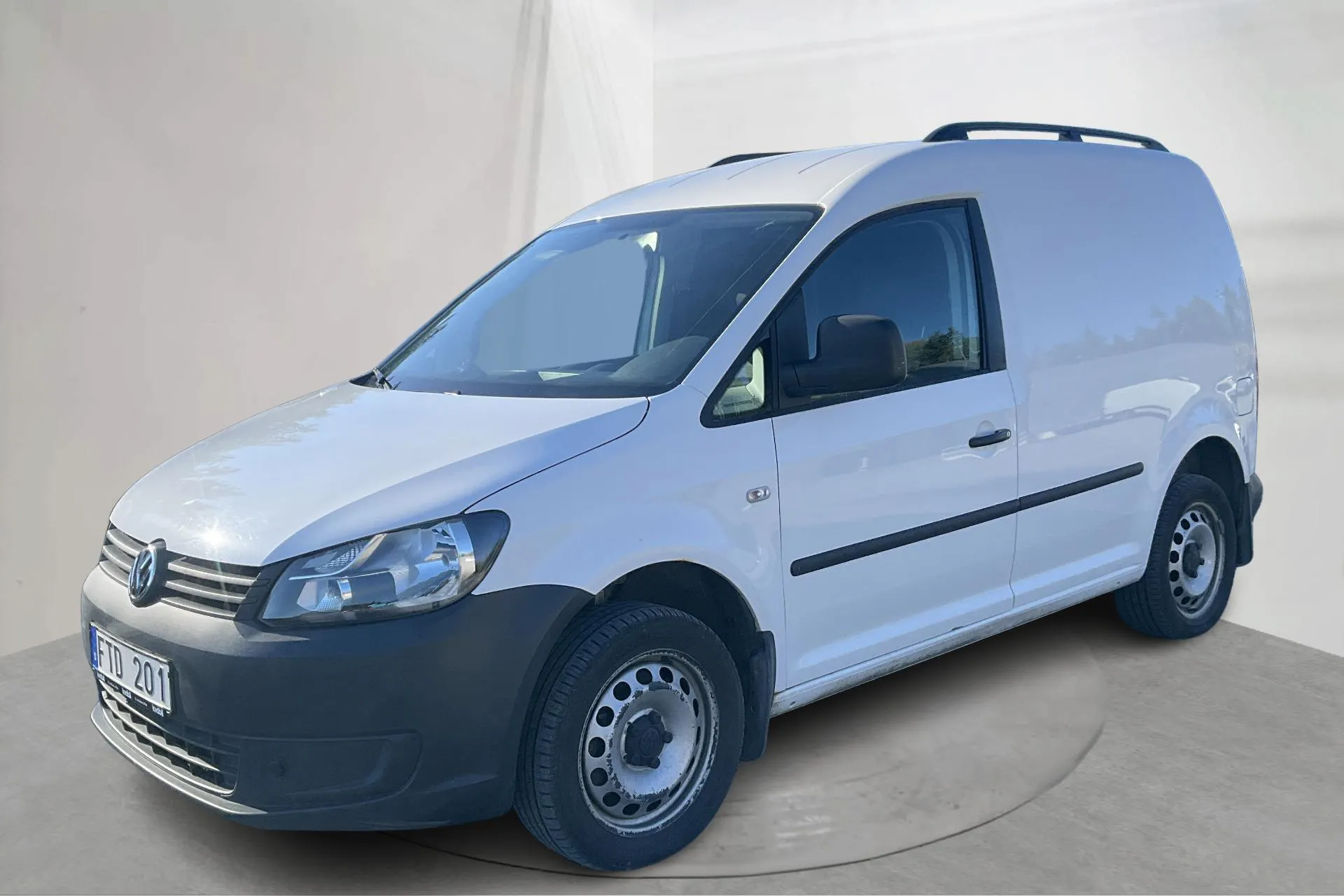 Presentation photo 1 of 17: VW Caddy 2.0 TDI Skåp 4-motion (140hk) - 98 230 km - Automatic - white - 2012