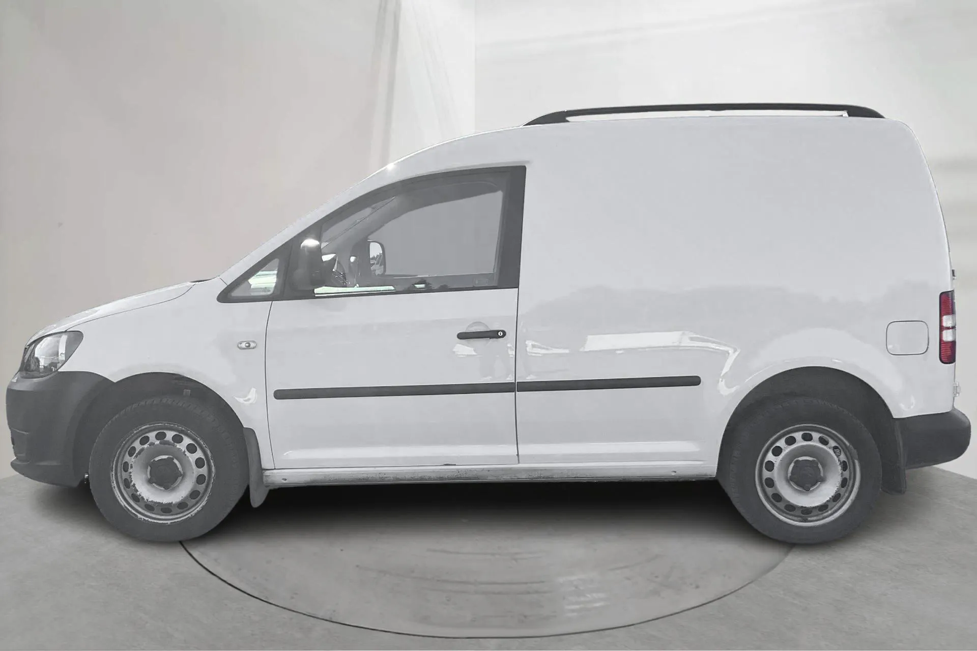 Presentation photo 2 of 17: VW Caddy 2.0 TDI Skåp 4-motion (140hk) - 98 230 km - Automatic - white - 2012