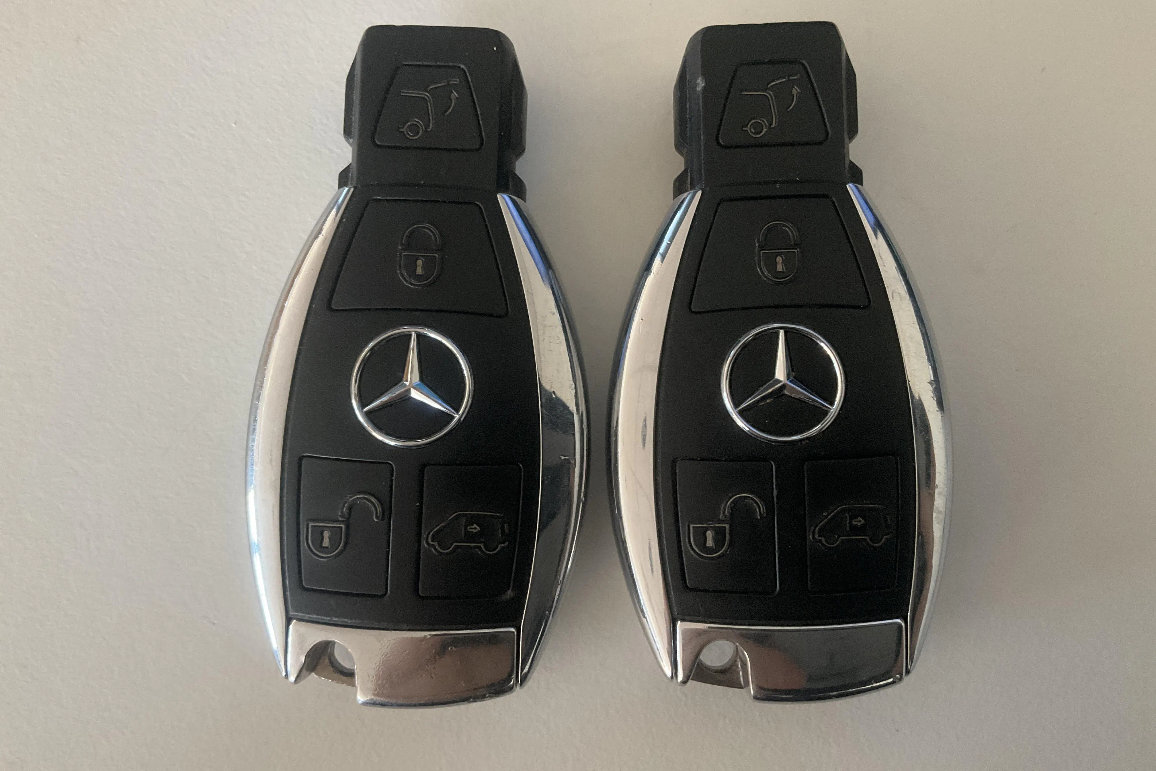 Presentationsfoto 18 av 18: Mercedes V 300 d 4MATIC W447 (239hk) - 16 271 mil - Automat - Mörkblå - 2020