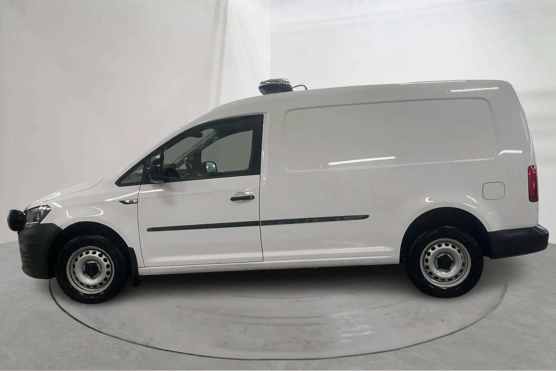 Presentation photo 2 of 21: VW Caddy 2.0 TDI Maxi Skåp 4MOTION (122hk) - 49 800 km - Manual - white - 2020