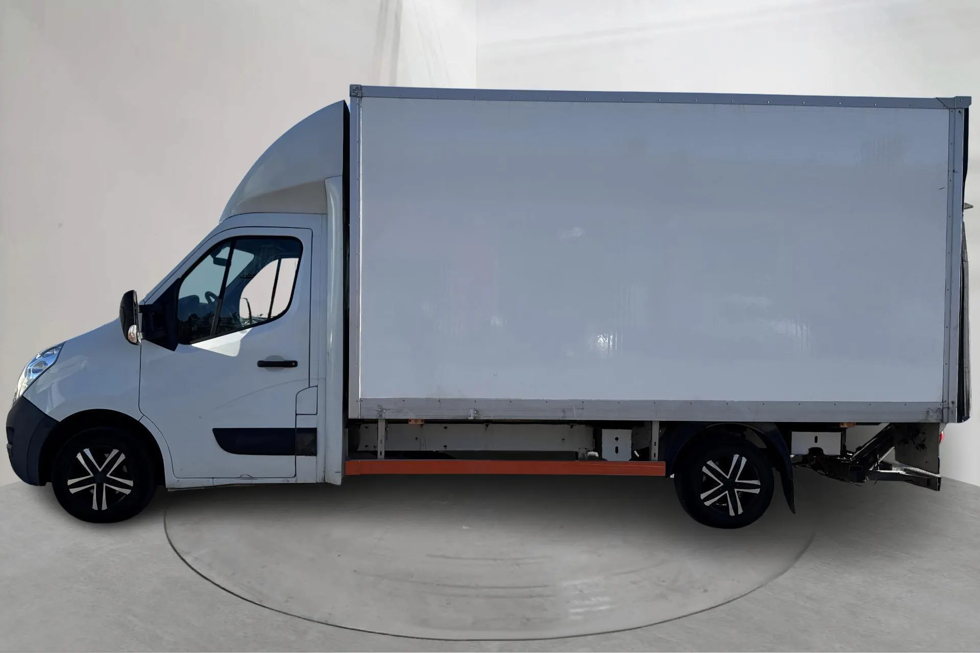 Presentationsfoto 2 av 15: Opel Movano 2.3 CDTI 2WD Volymskåp(163hk) - 15 956 mil - Manuell - vit - 2016