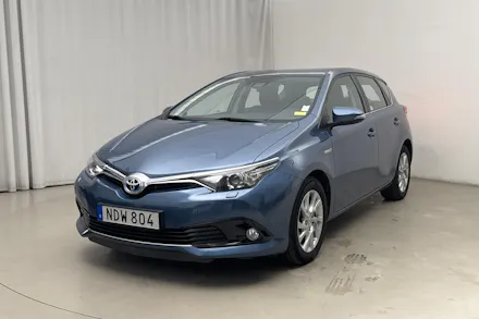 Toyota Auris 2016 — авто из Европы под ключ