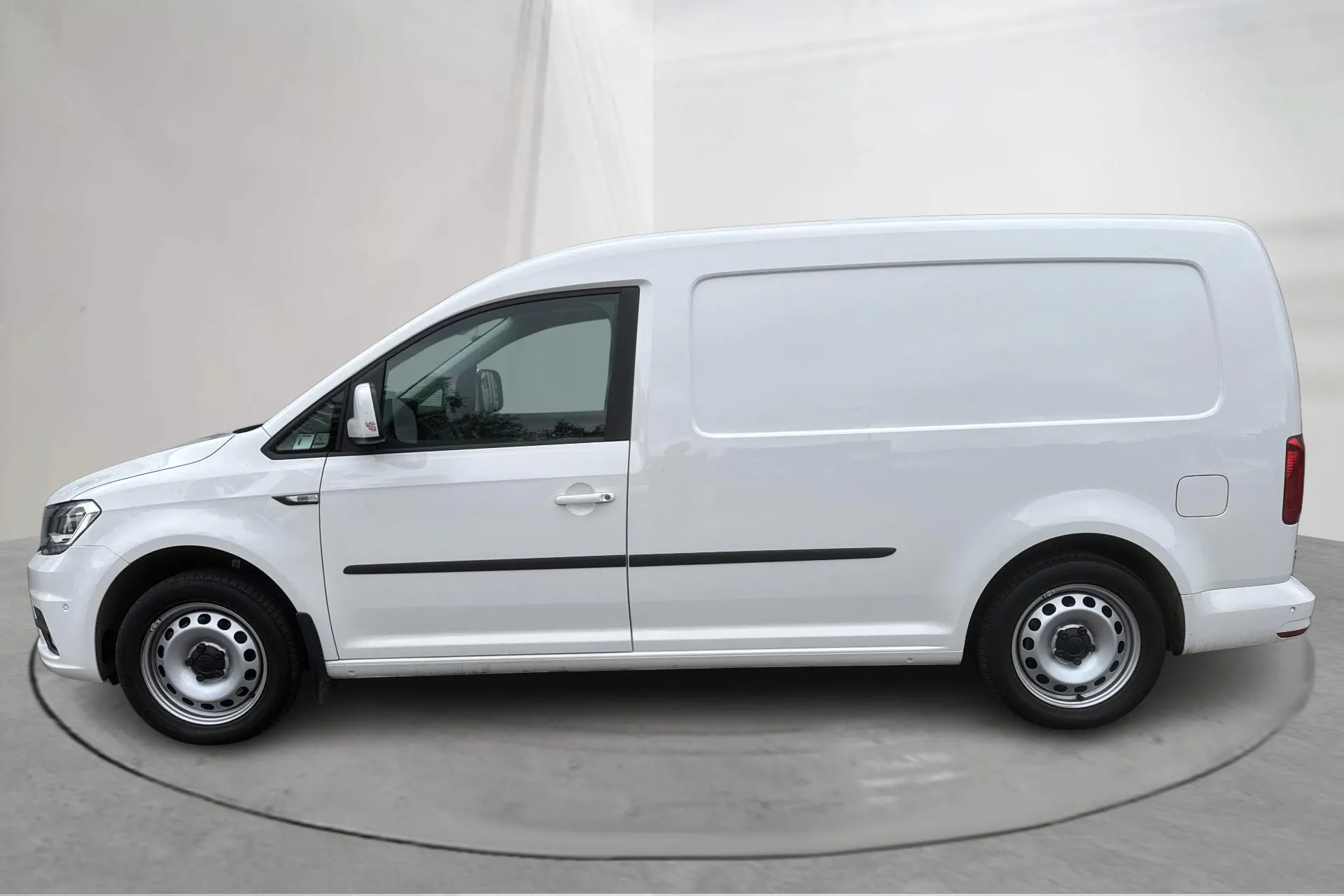 Presentation photo 2 of 17: VW Caddy Maxi Life 1.4 TSI (130hk) - 32 510 km - Automatic - white - 2020