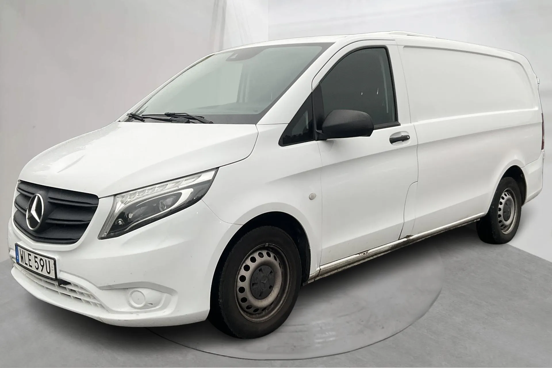 Presentation photo 1 of 22: Mercedes Vito 116 CDI W640 (163hk) - 136 250 km - Automatic - white - 2022