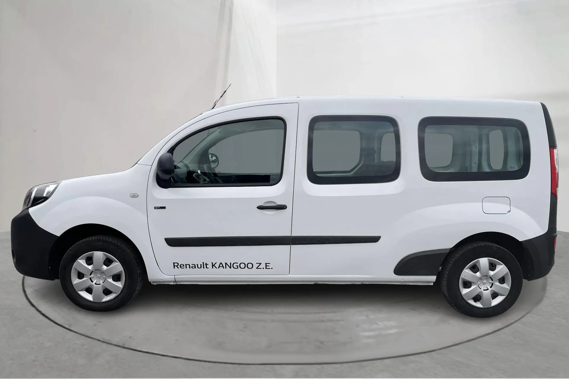 Presentation photo 2 of 19: Renault Kangoo Z.E Power Plus 33kWh Maxi Skåp (60hk) - 35 770 km - Automatic - white - 2020