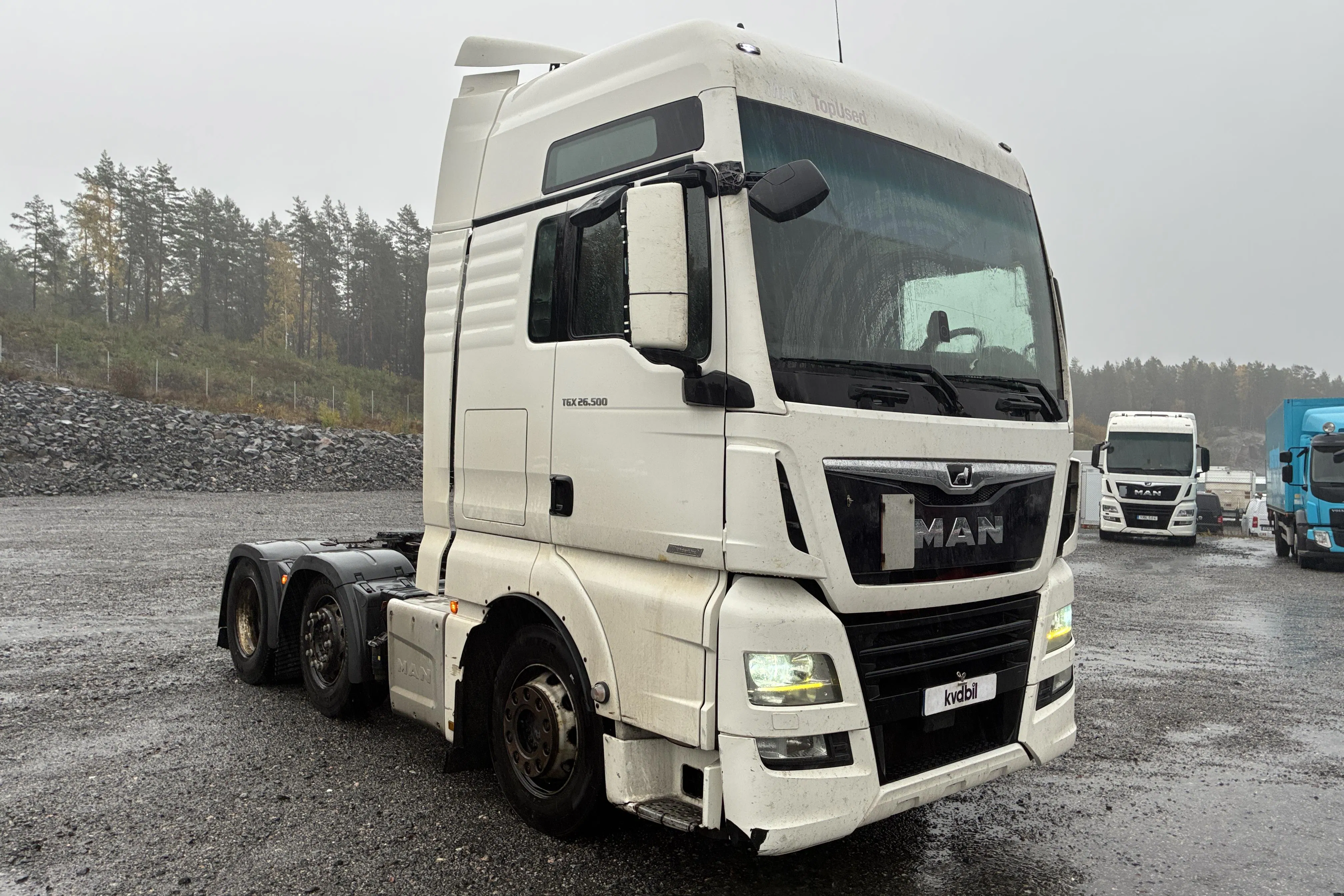 Presentationsfoto 2 av 121: MAN TGX 26.500 6X2/2 BLS - 712 247 km - Automat - vit - 2017