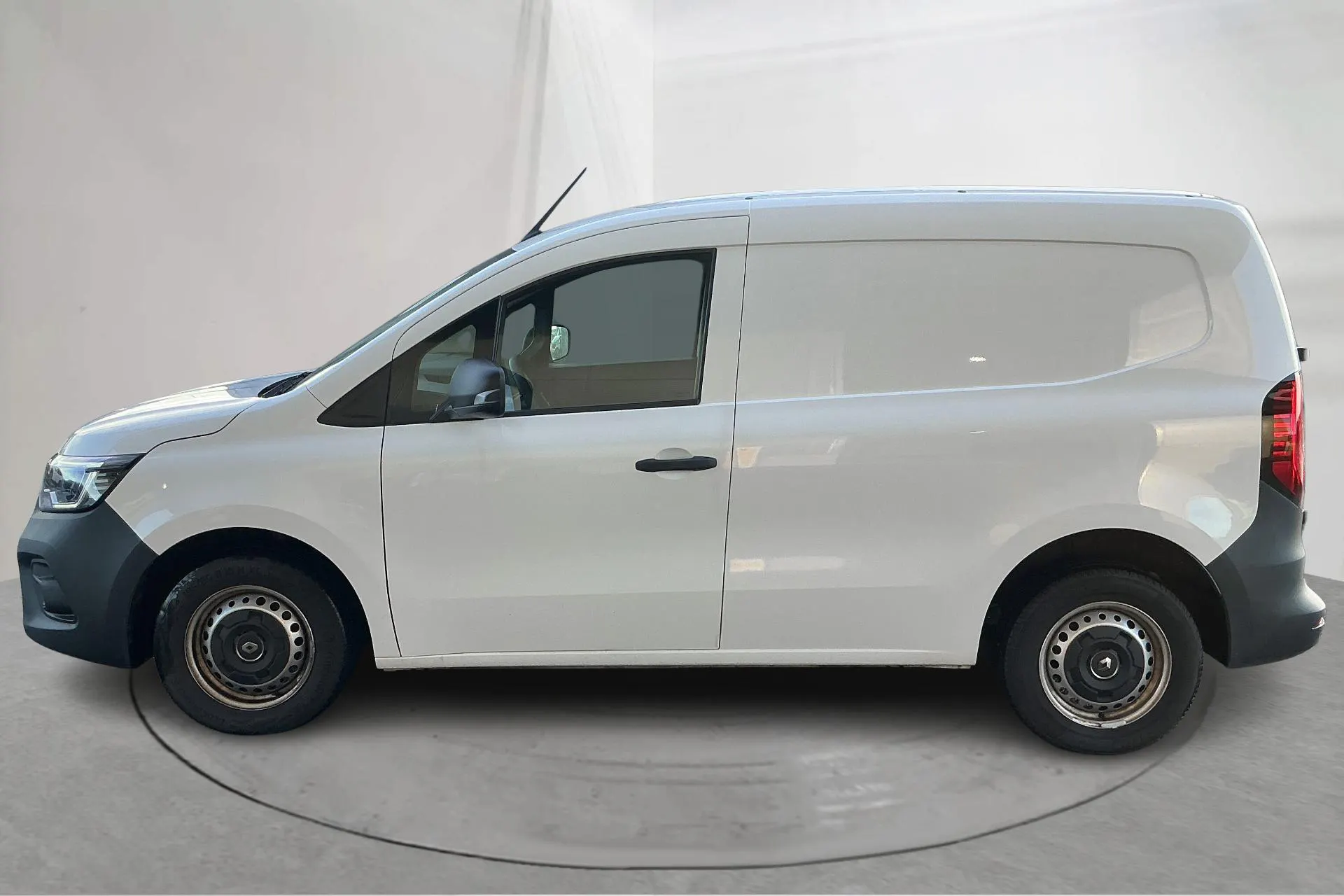 Presentation photo 2 of 13: Renault Kangoo 1.5 dCi Skåp (95hk) - 140 230 km - Manual - white - 2023