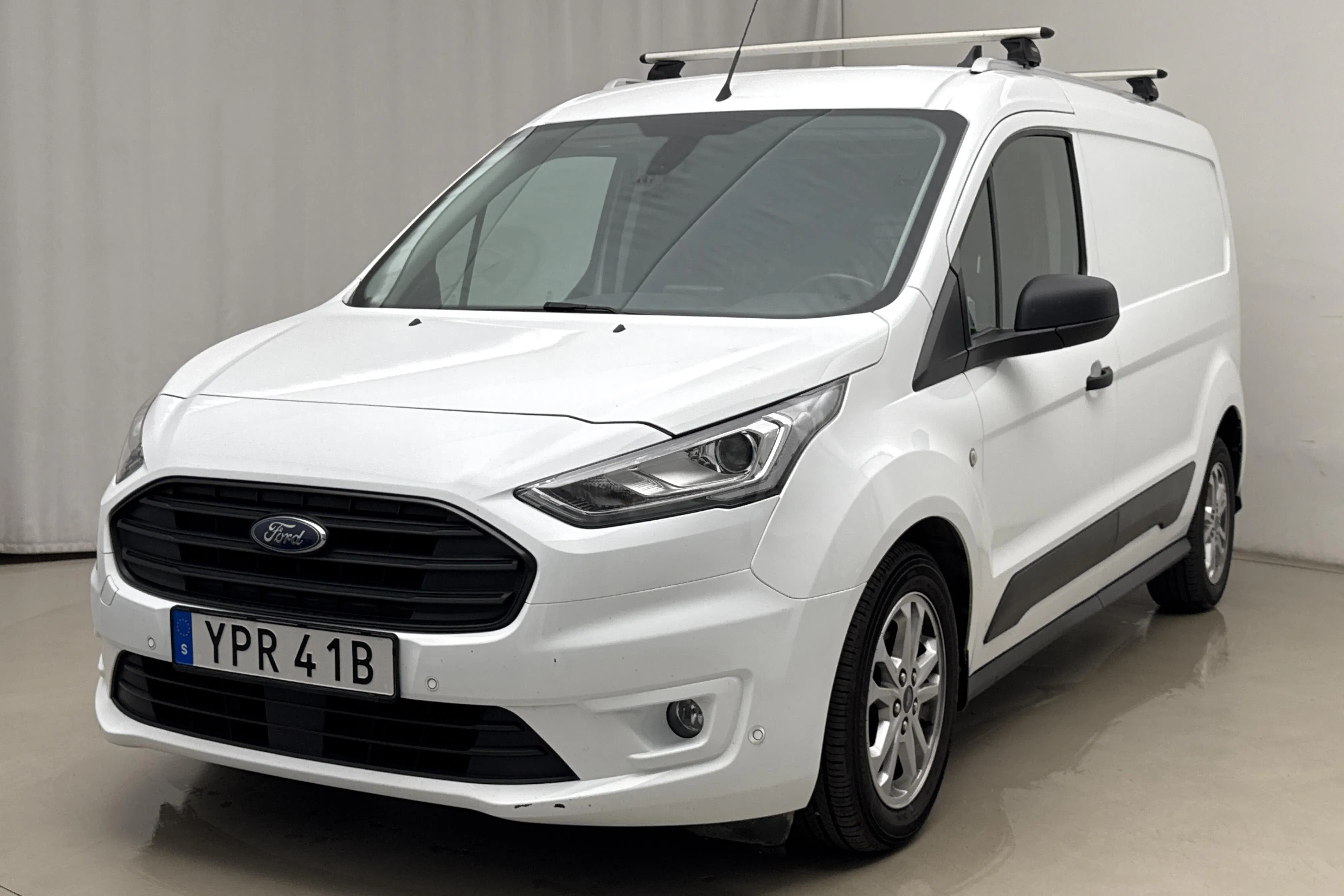 Presentation photo 1 of 22: Ford Transit Connect 1.5 EcoBlue (100hk) - 97 880 km - Automatic - white - 2022