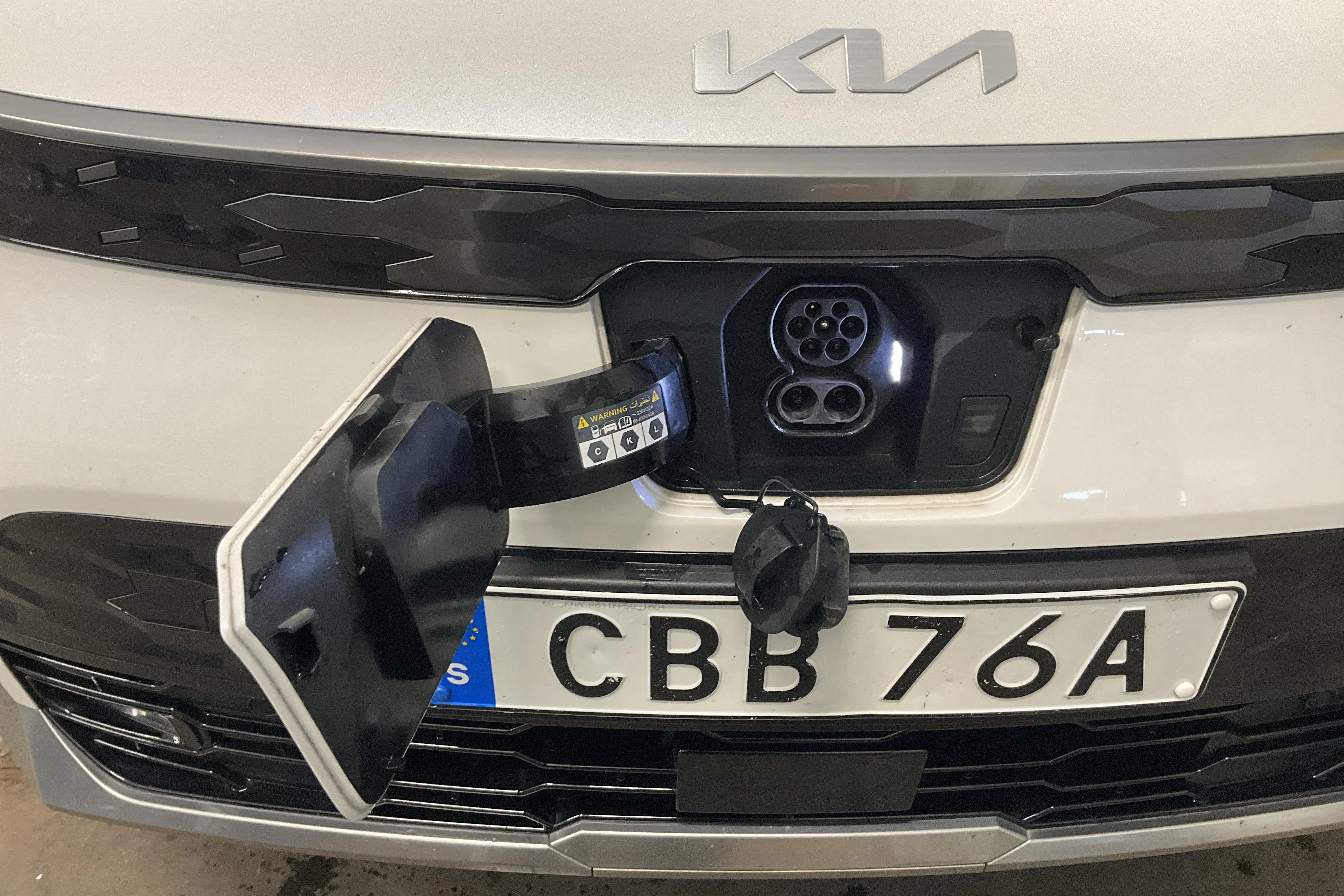 Presentation photo 18 of 18: KIA Niro EV 65kWh (204hk) - 198 310 km - Automatic - white - 2023