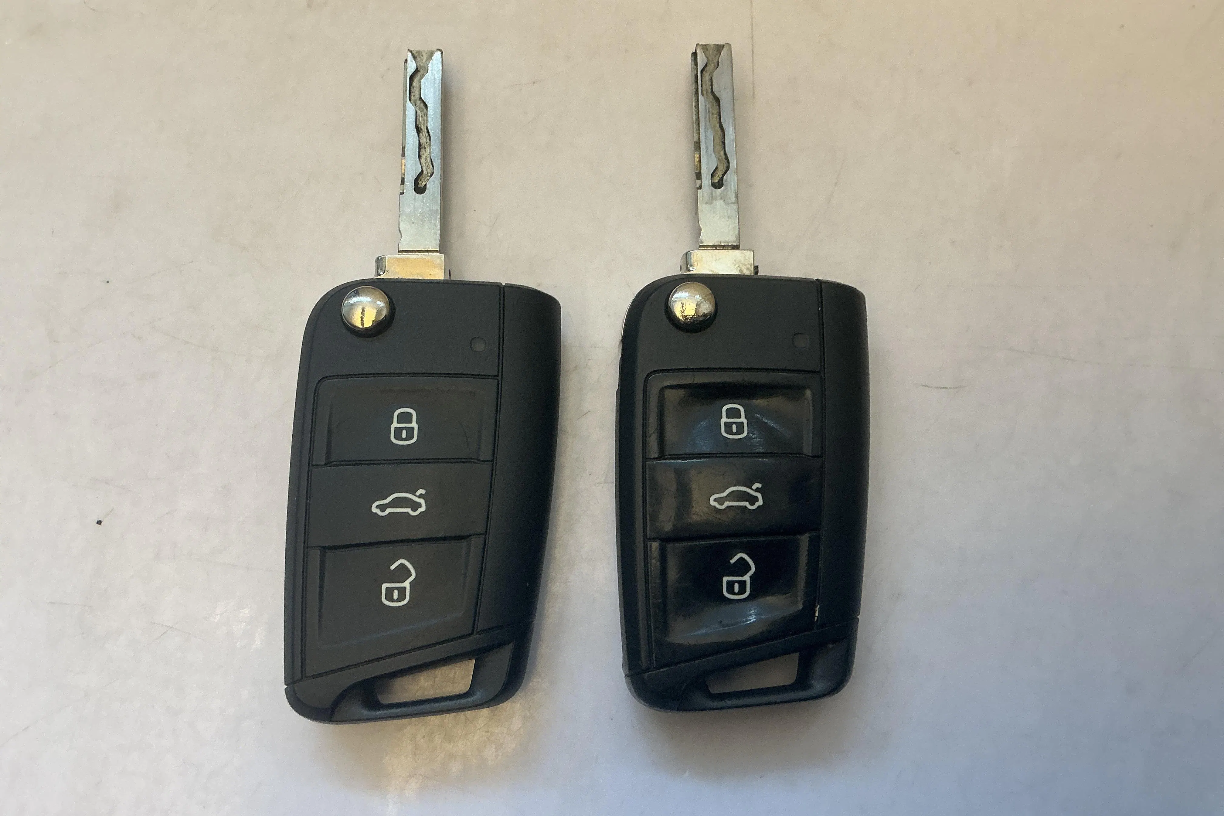 Presentationsfoto 14 av 14: VW Tiguan 2.0 TSI 4MOTION (190hk) - 8 591 mil - Automat - blå - 2020