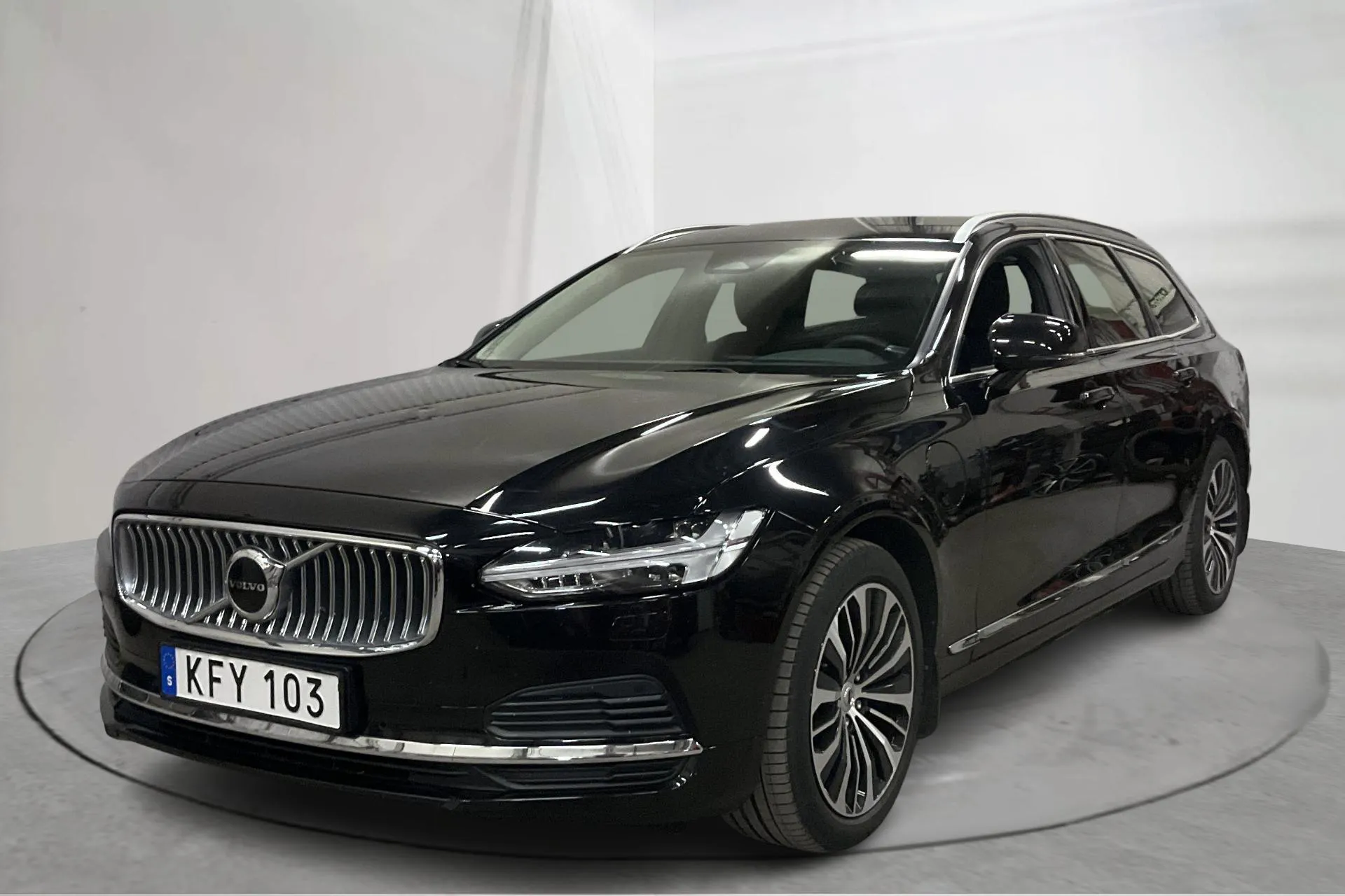 Presentation photo 1 of 21: Volvo V90 T6 AWD Recharge (350hk) - 63 070 km - Automatic - black - 2024