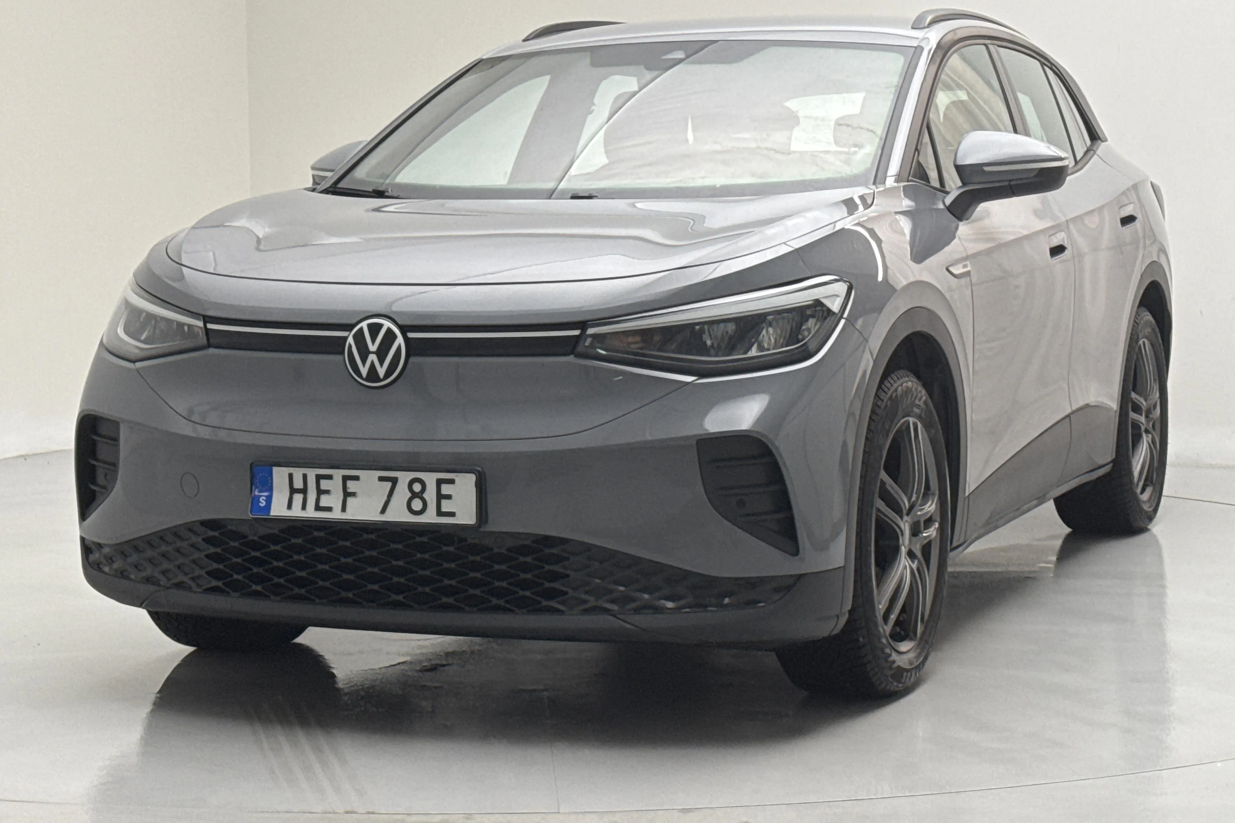 Presentationsfoto 1 av 16: VW ID.4 77kWh (204hk) - 17 572 mil - Automat - grå - 2023