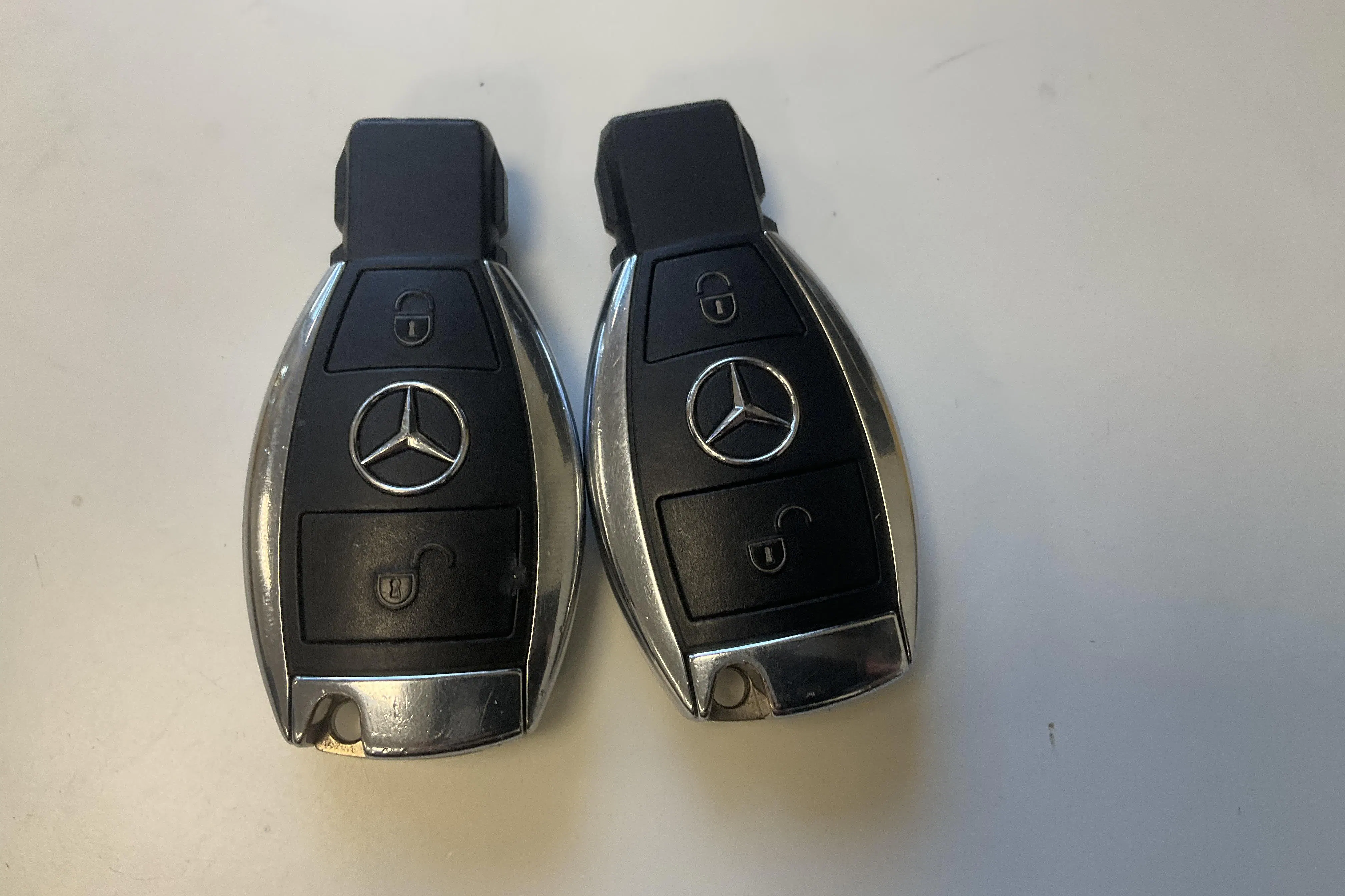 Presentation photo 15 of 15: Mercedes A 180 5dr W176 (122hk) - 66 400 km - Automatic - white - 2018