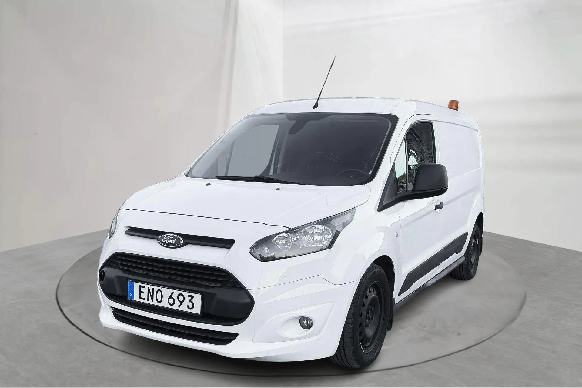 Presentationsfoto 1 av 17: Ford Transit Connect 1.6 TDCi (95hk) - 9 375 mil - Manuell - vit - 2015