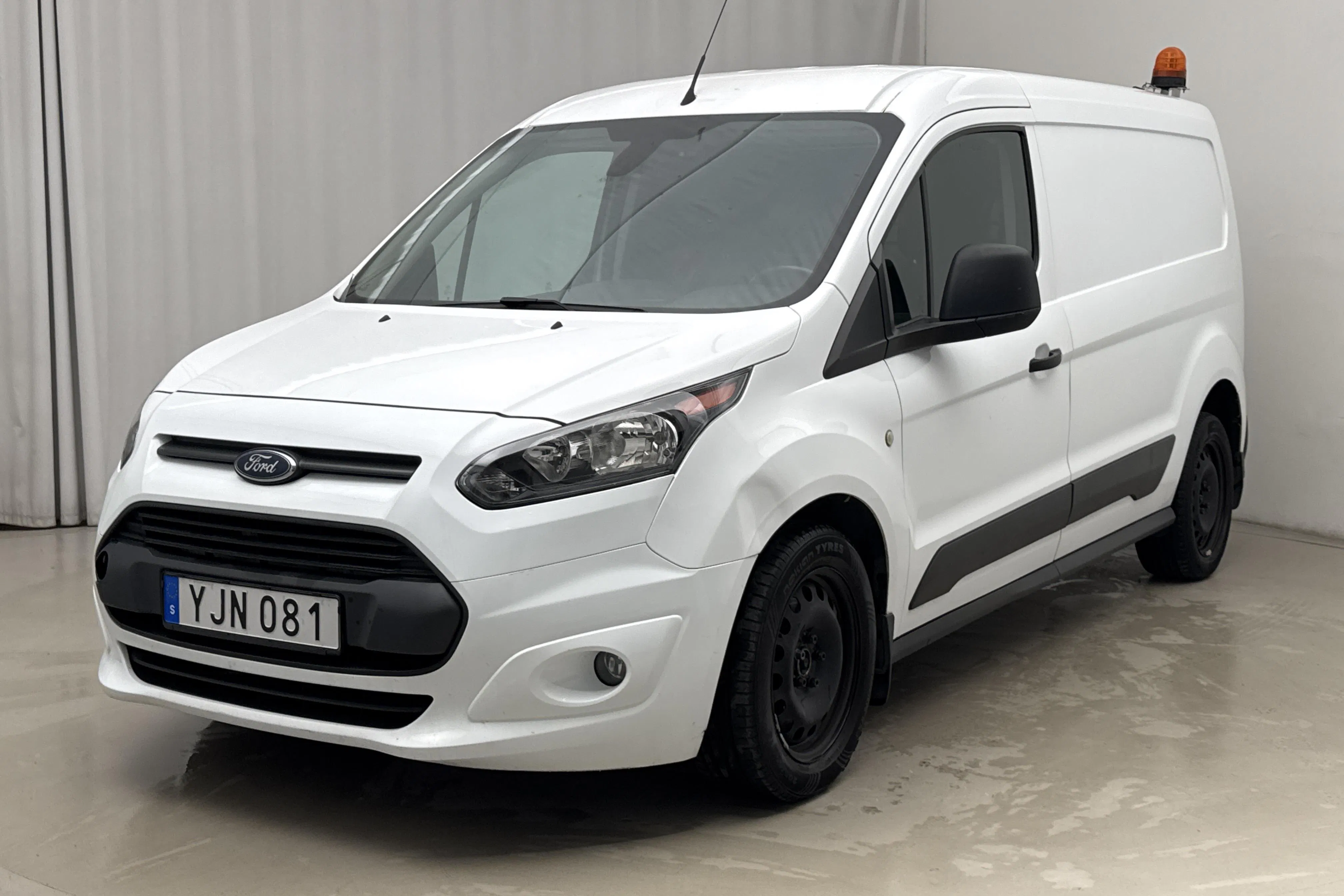 Presentationsfoto 1 av 15: Ford Transit Connect 1.5 TDCi (100hk) - 8 511 mil - Manuell - vit - 2017