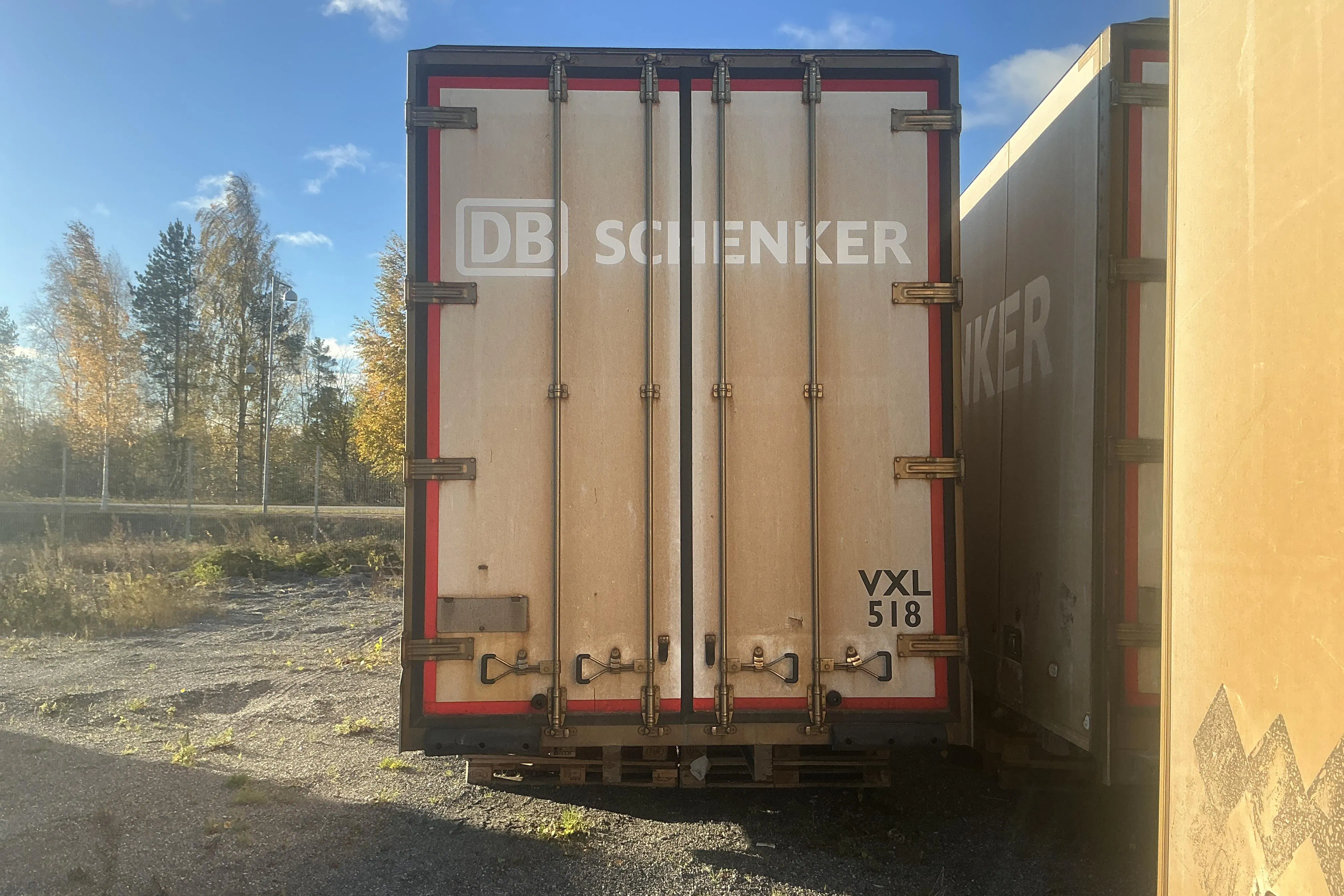 Presentationsfoto 2 av 9: Växelflakskåp VXL518 - 0 km - 2018