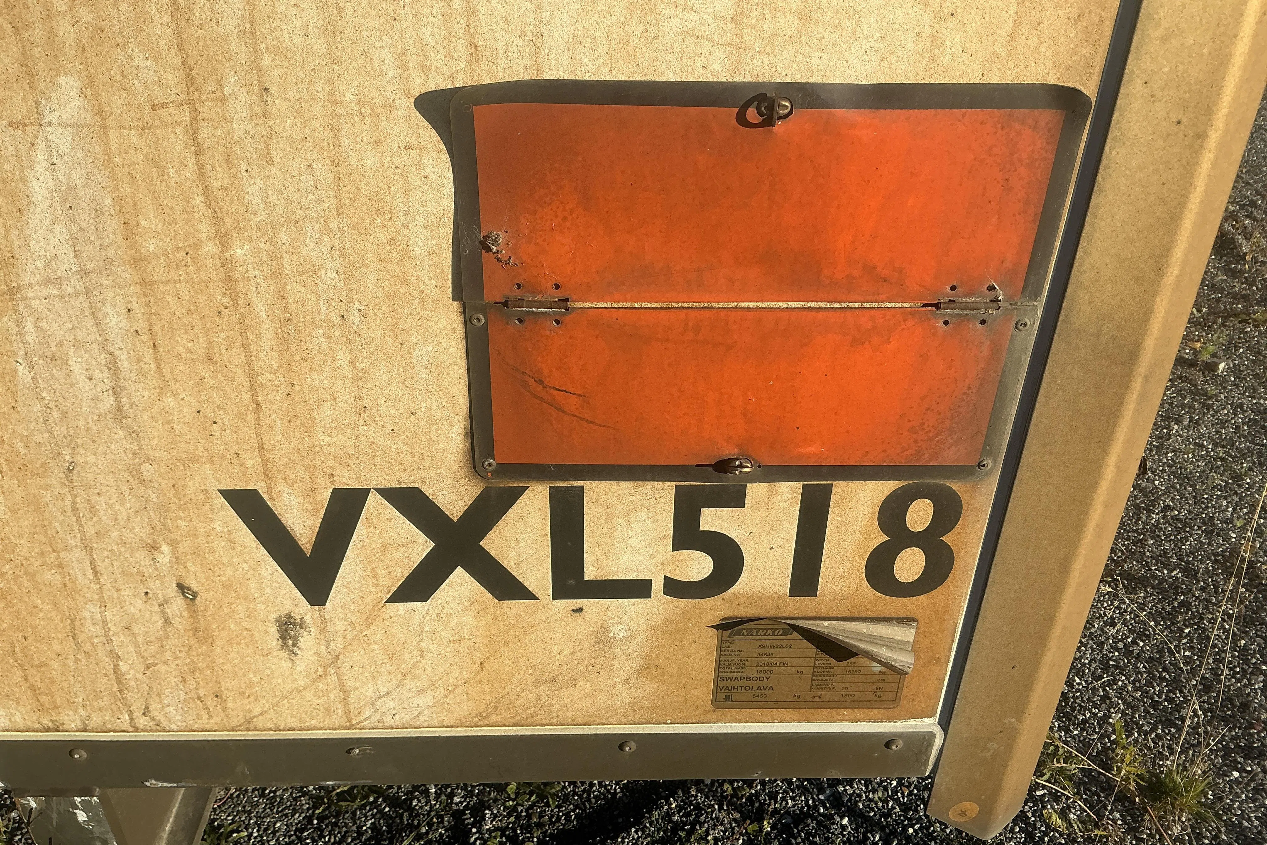 Presentationsfoto 9 av 9: Växelflakskåp VXL518 - 0 km - 2018