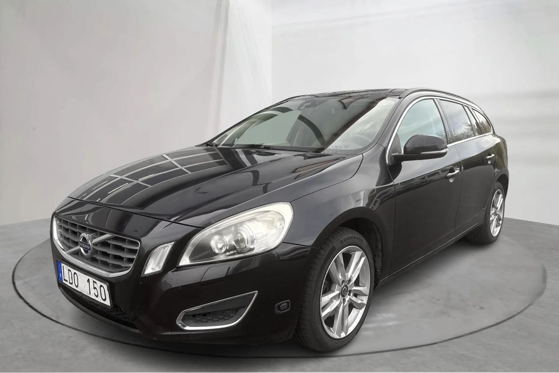 Presentation photo 1 of 14: Volvo V60 T4 (180hk) - 219 150 km - Automatic - black - 2011