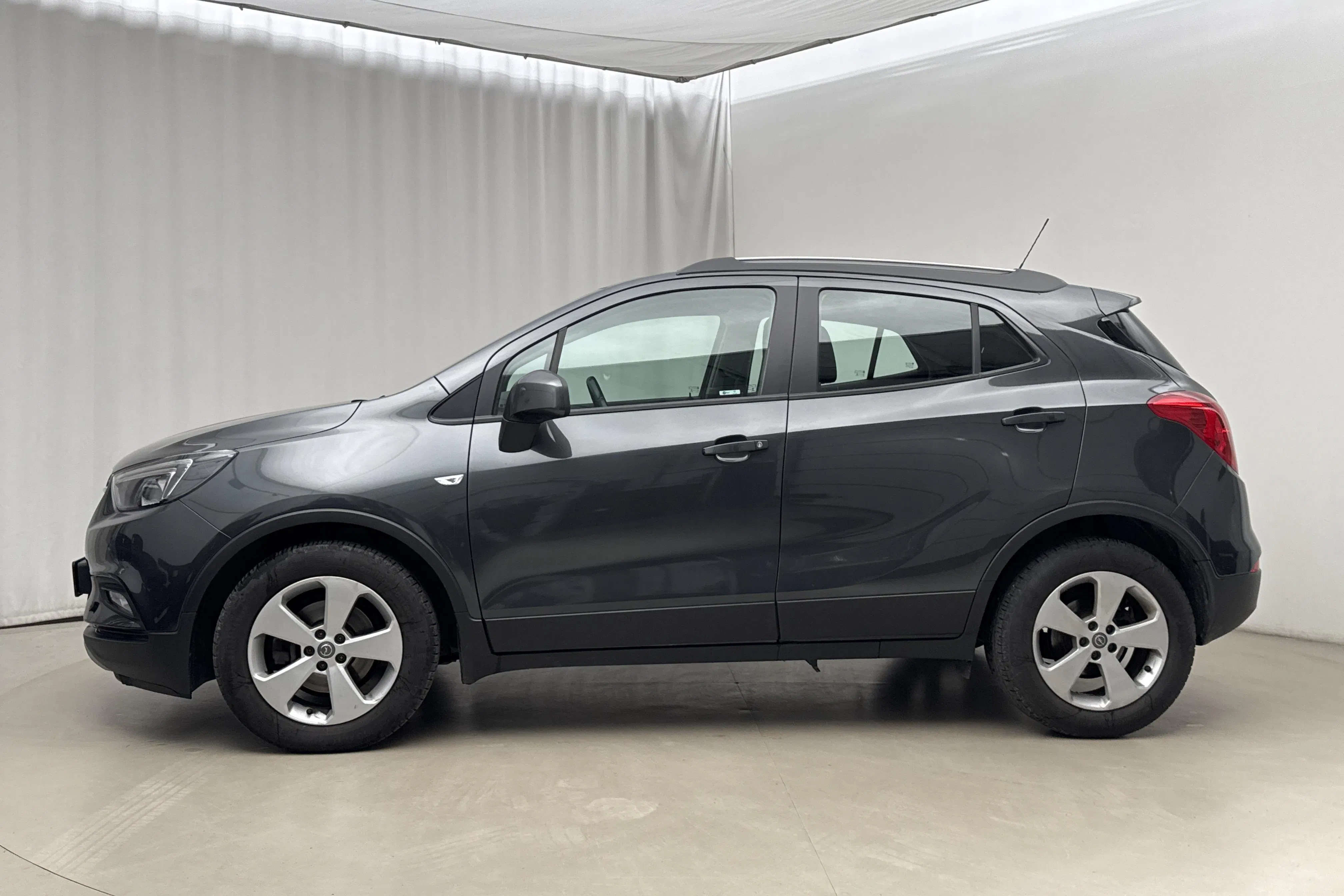 Presentationsfoto 2 av 17: Opel Mokka X 1.4 Turbo ECOTEC (140hk) - 4 358 mil - Automat - grå - 2017