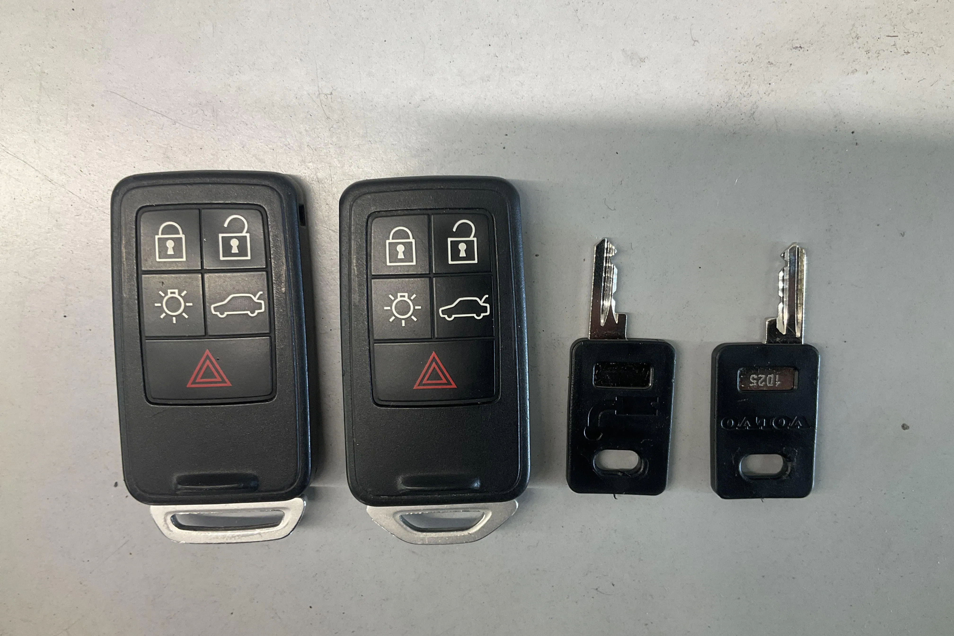 Presentationsfoto 14 av 14: Volvo V60 T3 (152hk) - 7 626 mil - Automat - vit - 2018