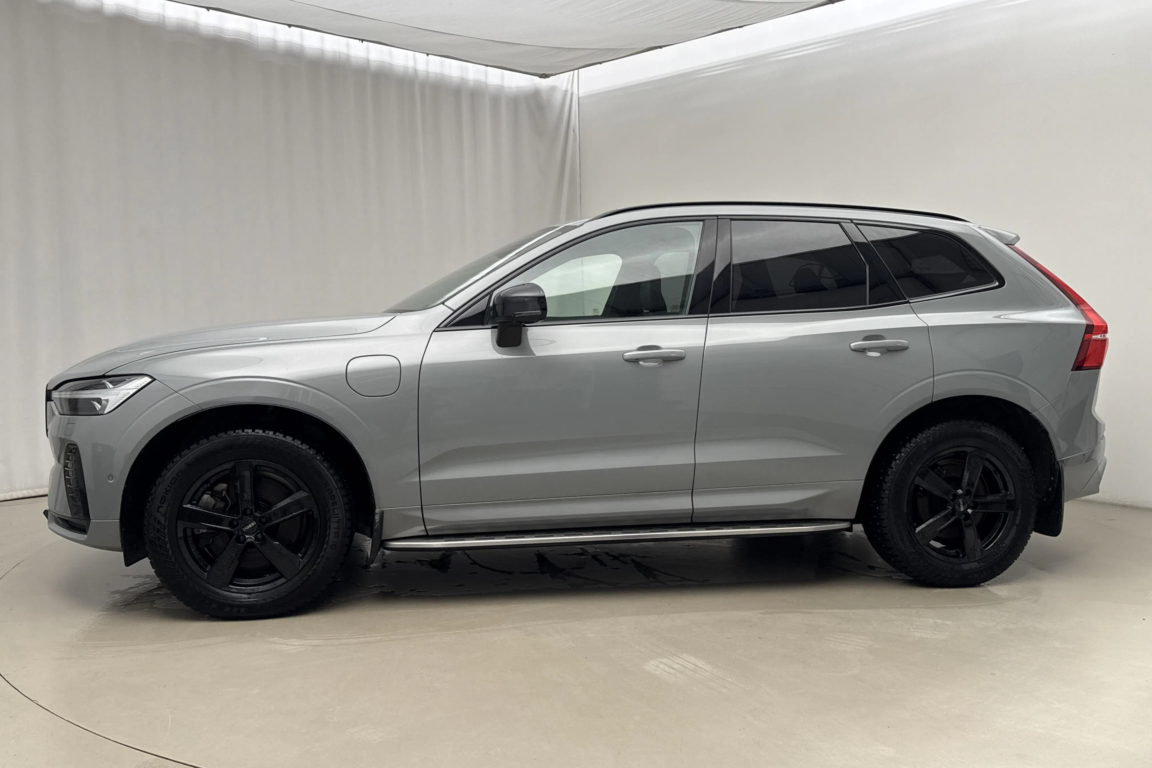 Presentation photo 2 of 24: Volvo XC60 T6 AWD Recharge (350hk) - 113 420 km - Automatic - gray - 2024