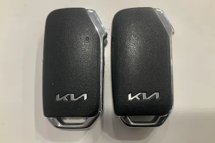 KIA Niro 2023 — авто из Европы под ключ