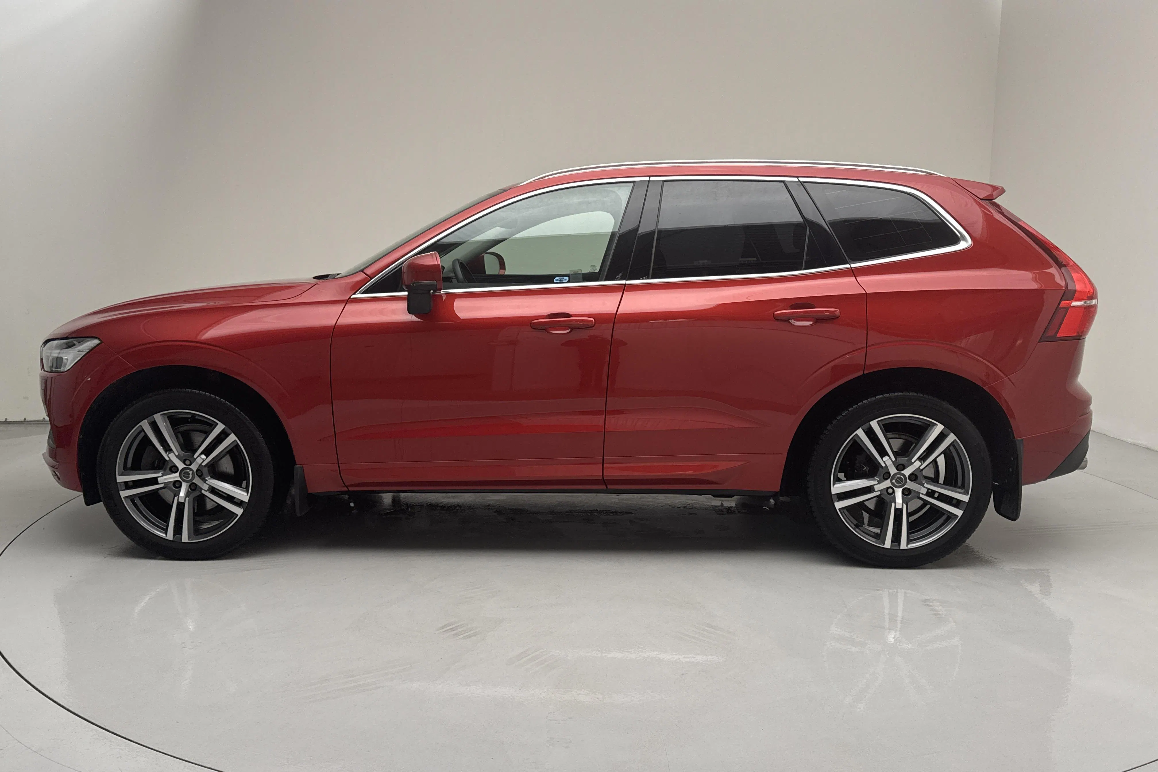 Presentation photo 2 of 16: Volvo XC60 B4 AWD Mildhybrid, Diesel (197hk) - 138 960 km - Automatic - red - 2020