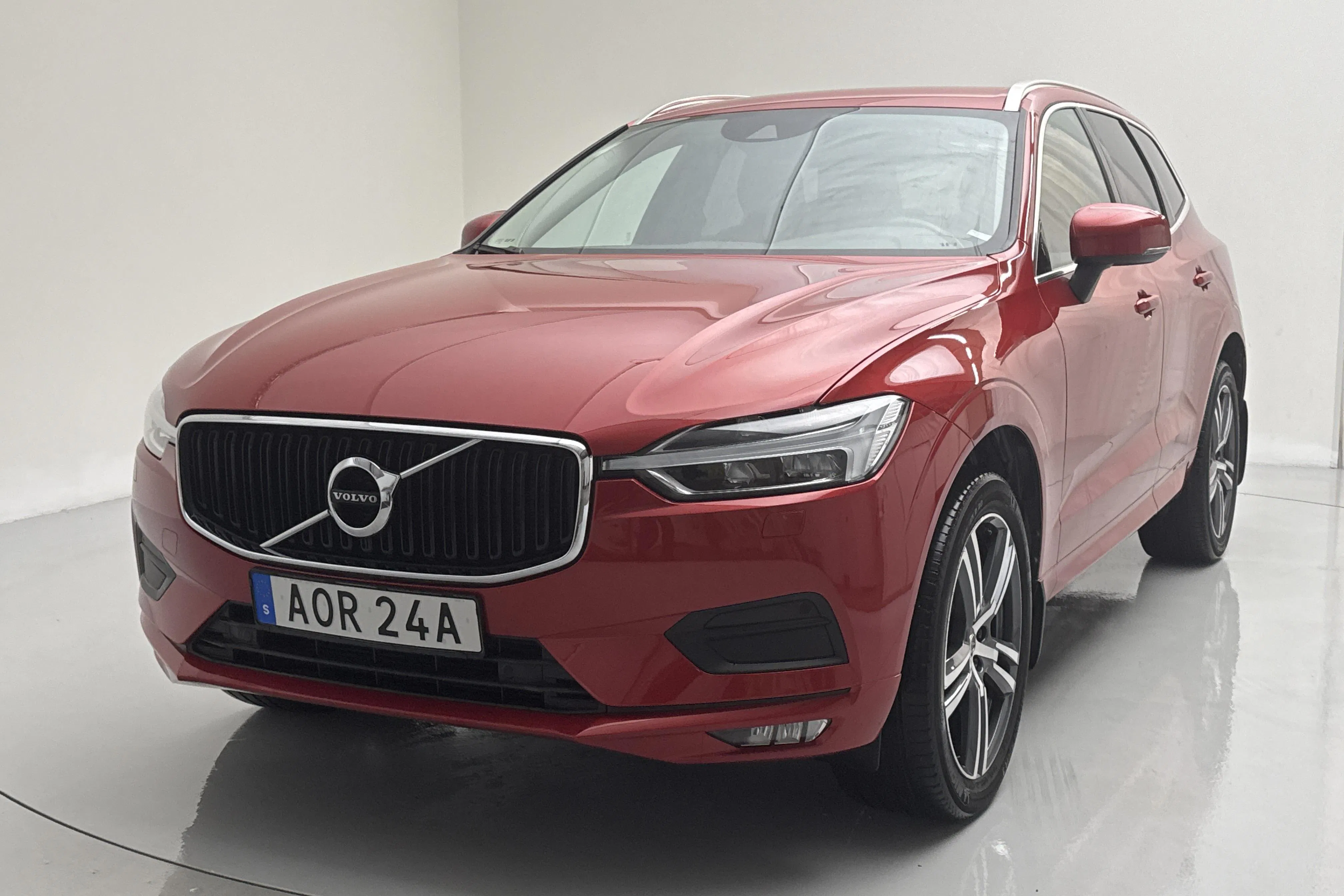 Presentation photo 1 of 16: Volvo XC60 B4 AWD Mildhybrid, Diesel (197hk) - 138 960 km - Automatic - red - 2020