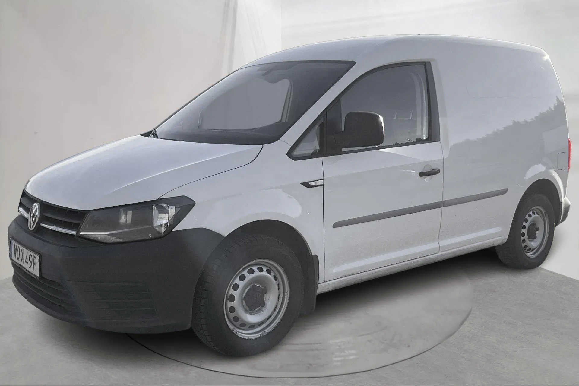 Presentationsfoto 1 av 15: VW Caddy 2.0 TDI Skåp (102hk) - 8 741 mil - Automat - vit - 2019