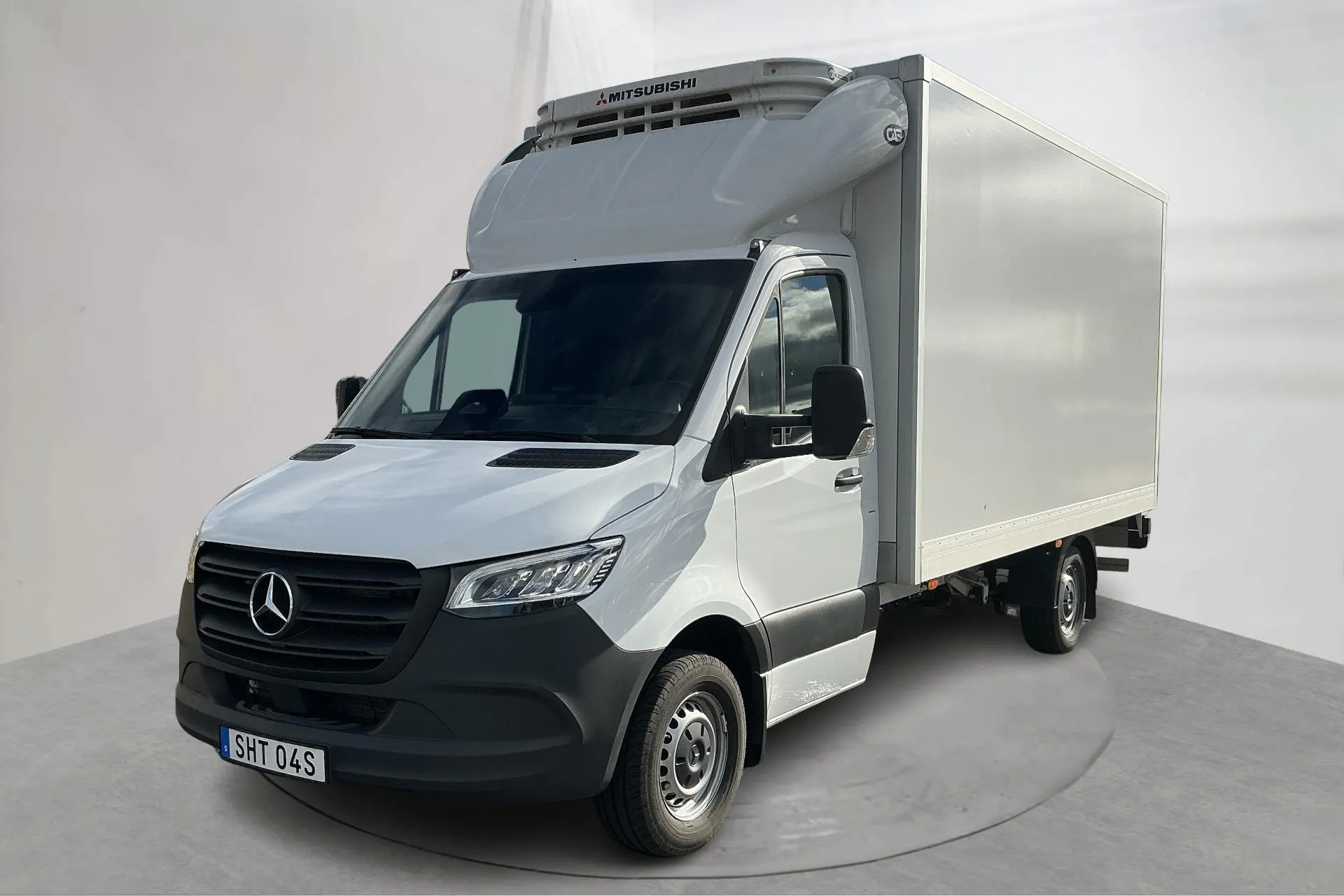Presentationsfoto 1 av 18: Mercedes Sprinter 317 CDI Volymskåp RWD (170hk) - 2 790 mil - Automat - vit - 2026