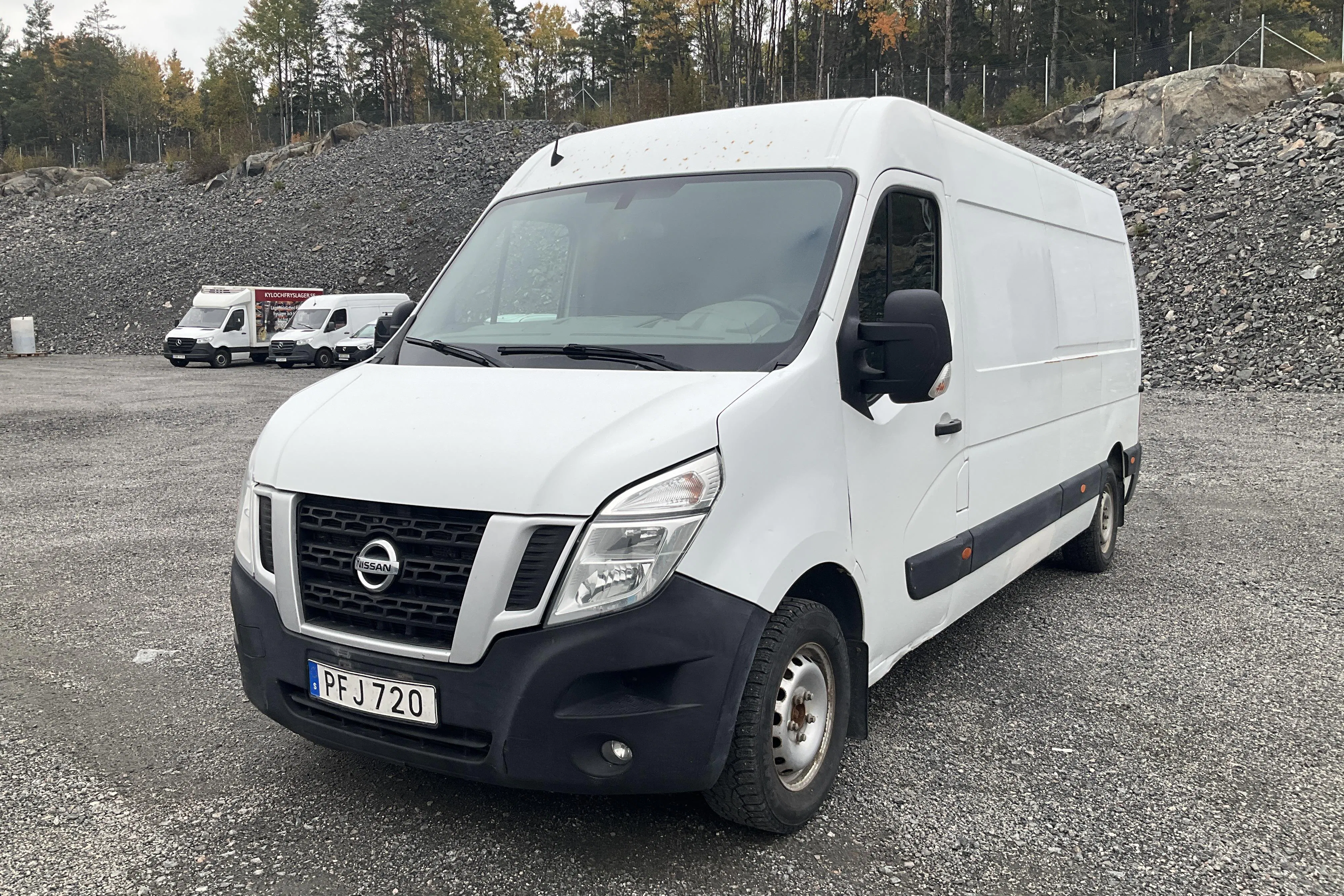 Presentationsfoto 1 av 12: Nissan NV400 2.3 dCi Skåp (145hk) - 23 785 mil - Manuell - vit - 2017