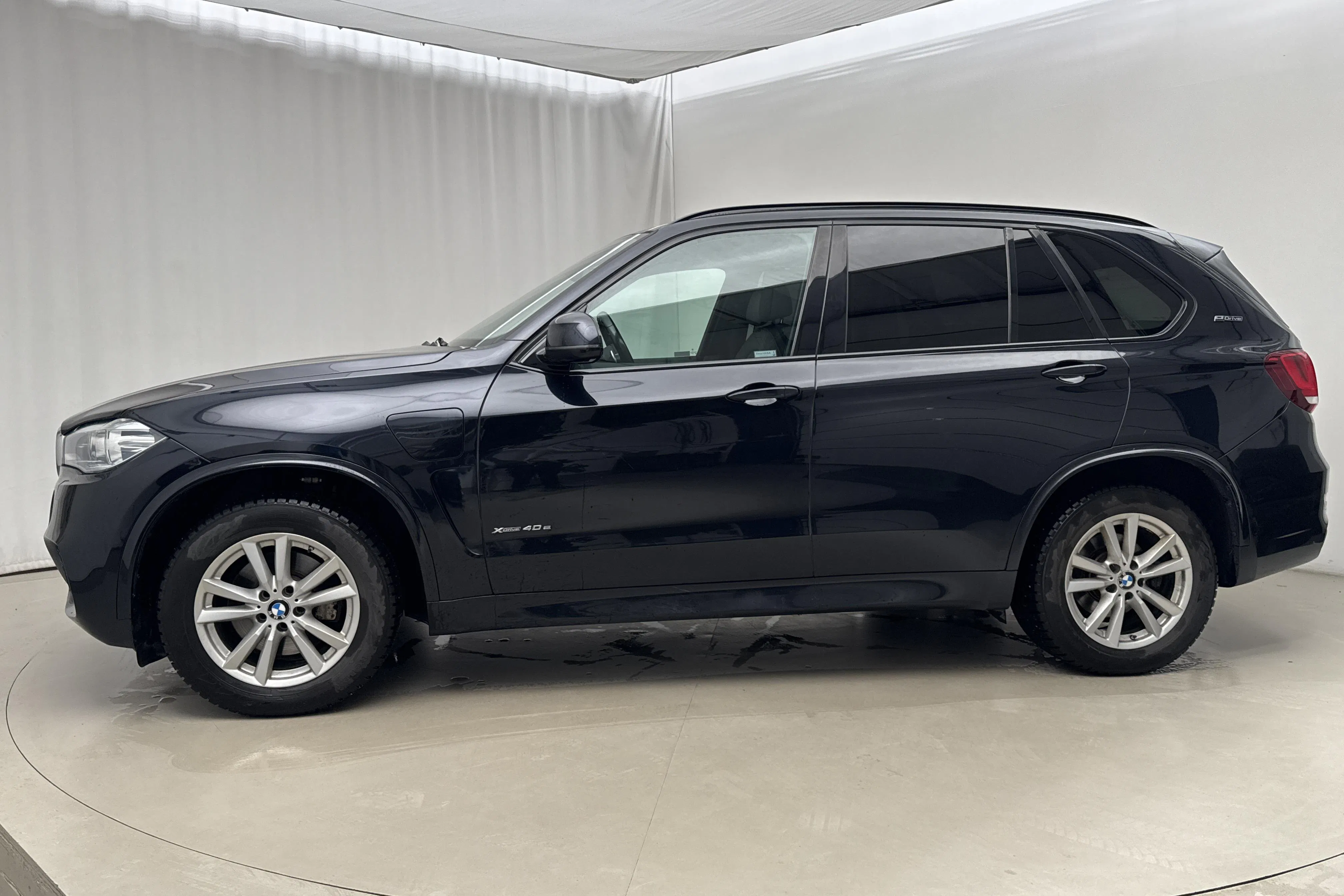 Presentation photo 2 of 27: BMW X5 xDrive40e, F15 (313hk) - 198 440 km - Automatic - black - 2017