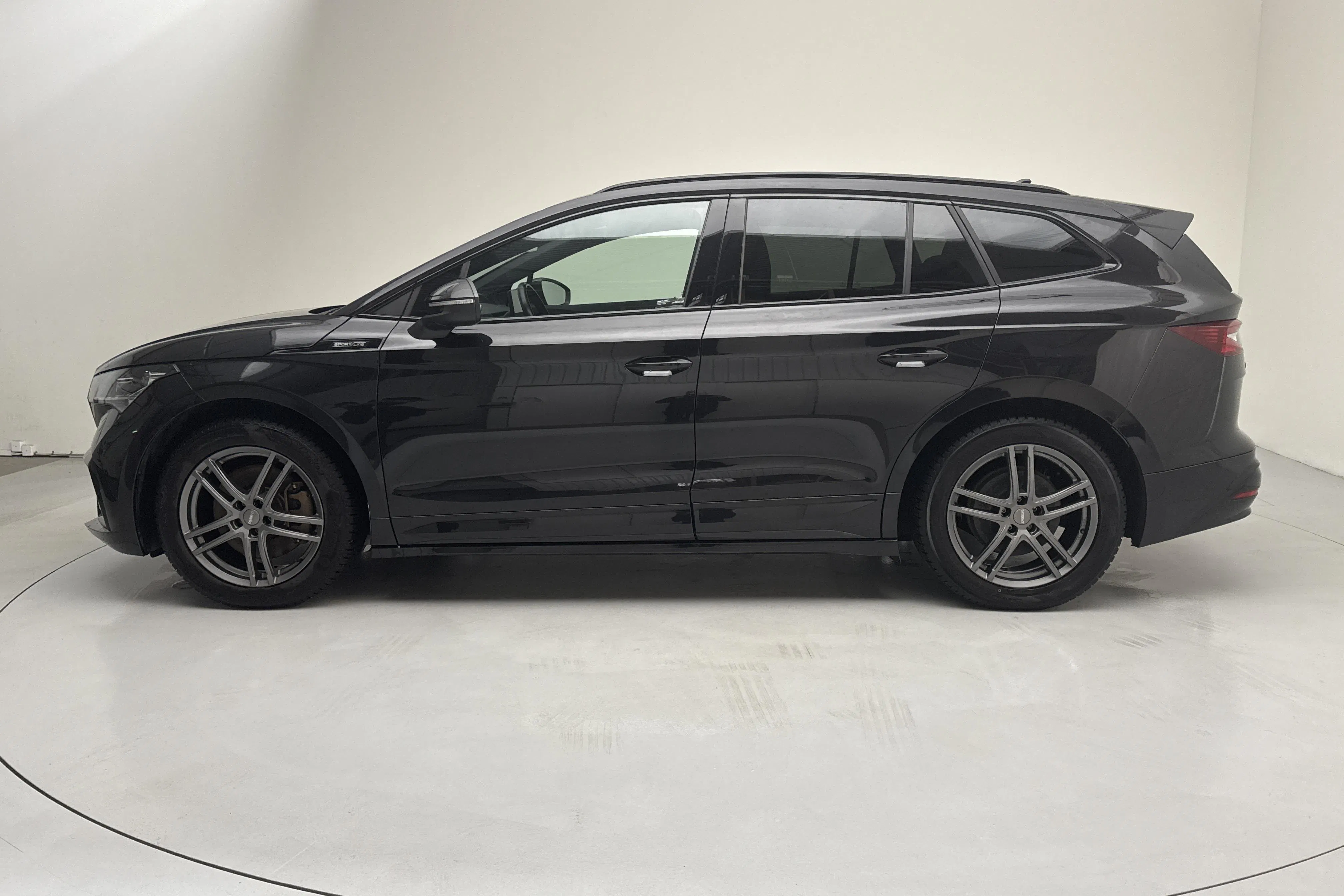 Presentation photo 2 of 18: Skoda Enyaq iV 80x (265hk) - 110 540 km - Automatic - black - 2023